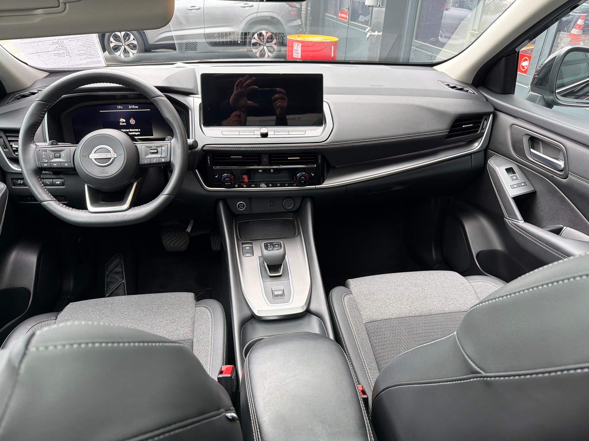 NISSAN Qashqai 1.3 DIG-T MHEV Acenta Xtronic-image-10