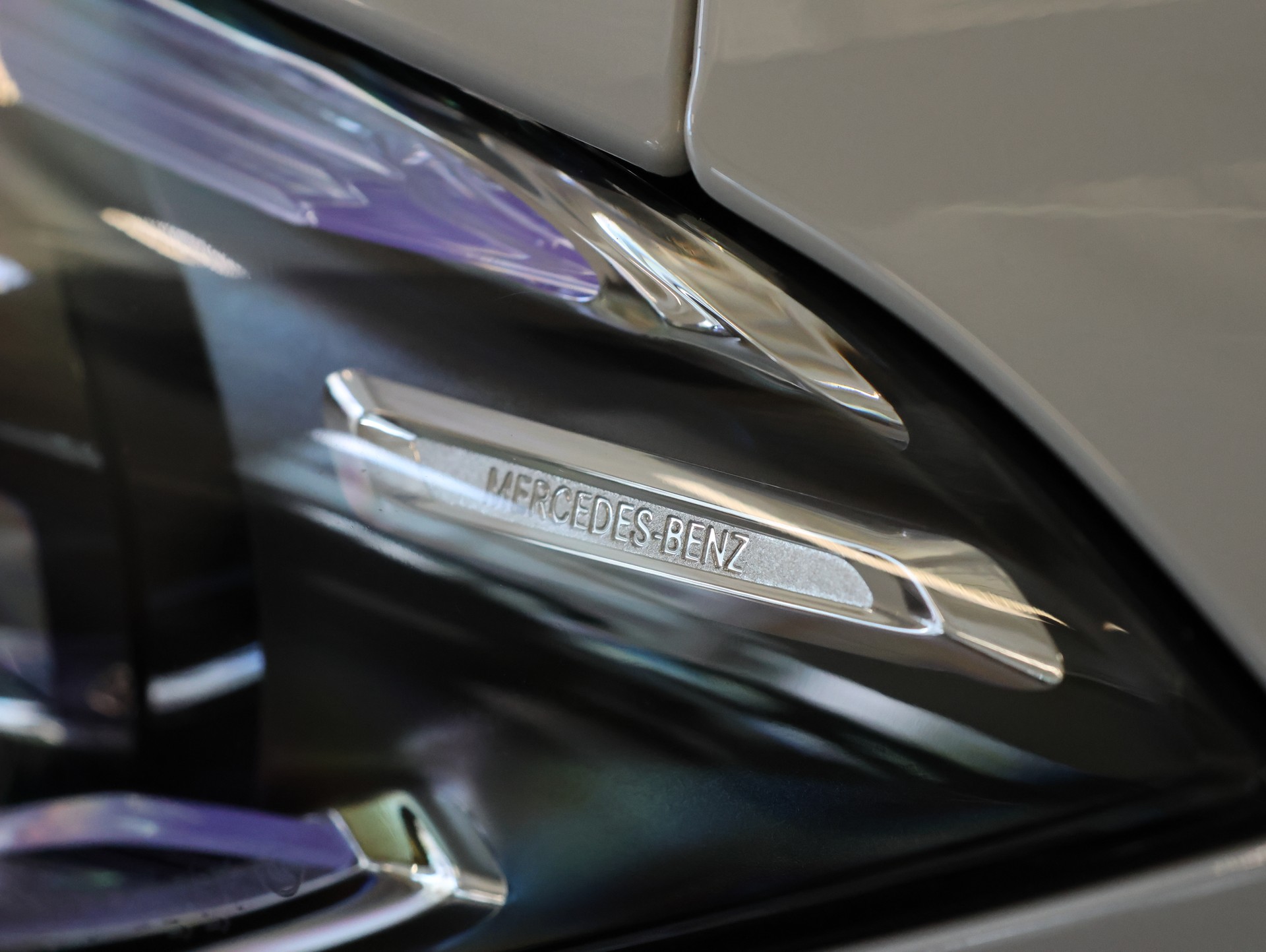MERCEDES-BENZ CLA 250 4Matic AMG Line 7G-DCT *Panorama* *Burmester* *360 Kamera*-image-10