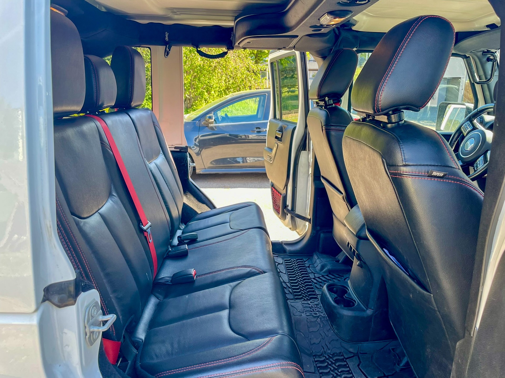 JEEP 3.6 V6 Rubicon Recon Unlimited-image-9
