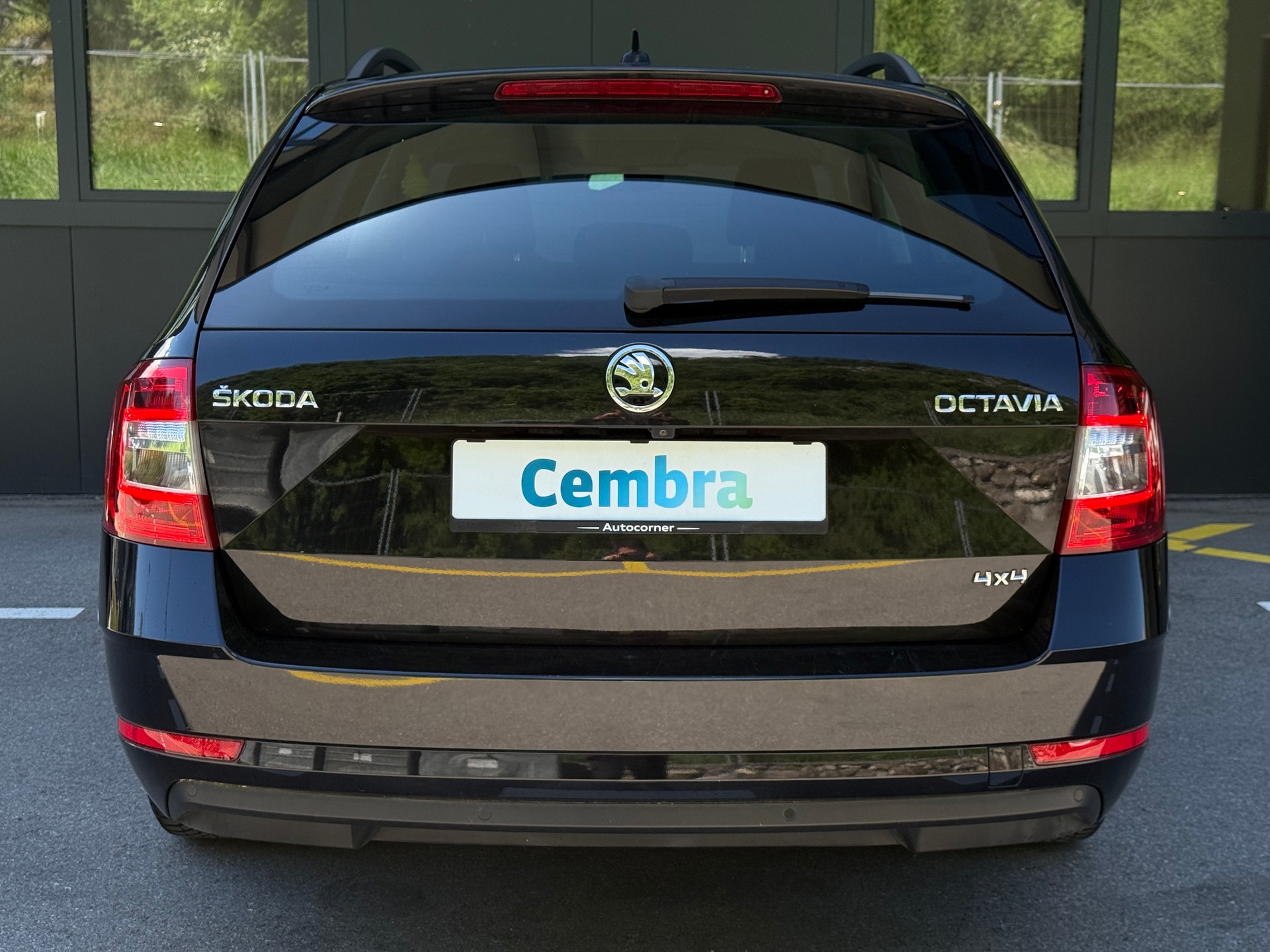 SKODA Octavia Combi 2.0 TDI Soleil 4x4 DSG-image-5