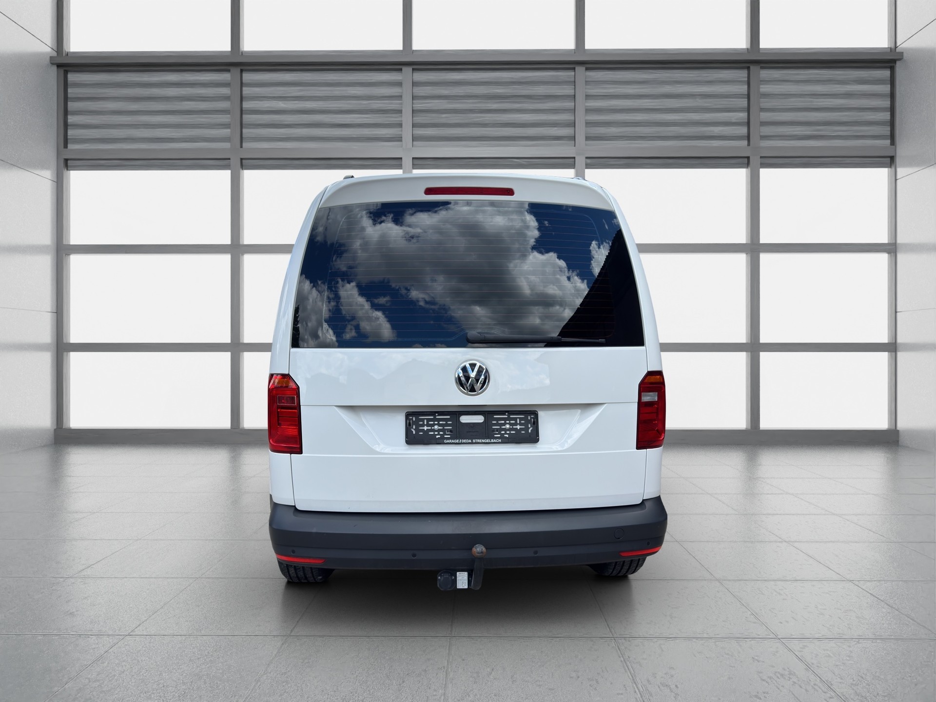 VW Caddy 2.0TDI BlueMotion Technology-image-3