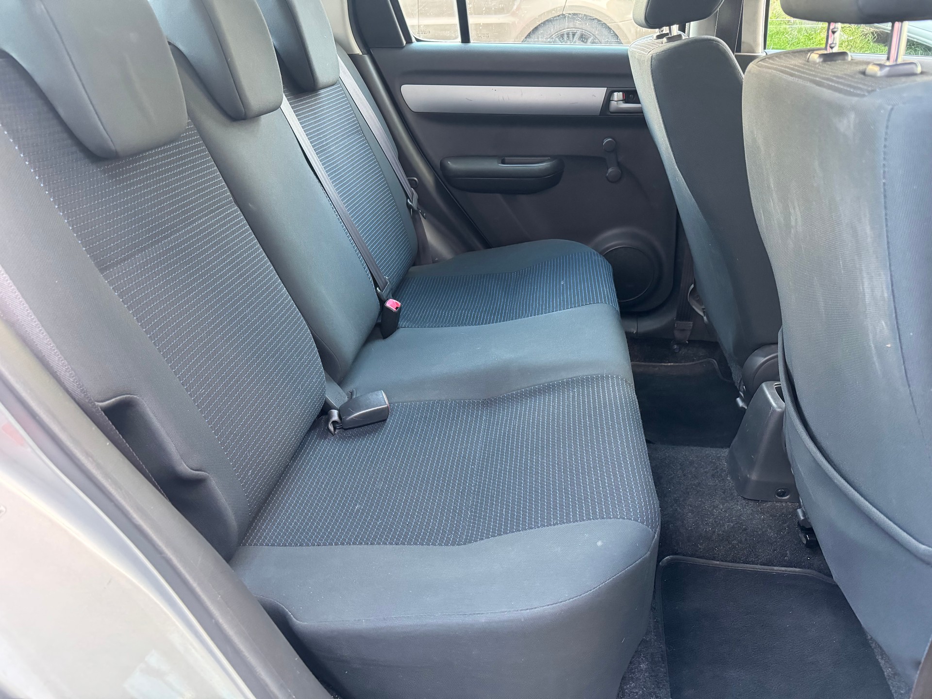 SUZUKI Swift 1.3i 16V GL Top-image-7