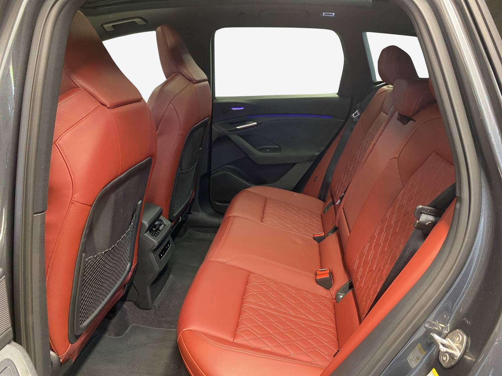 AUDI SQ6 e-tron quattro-image-12