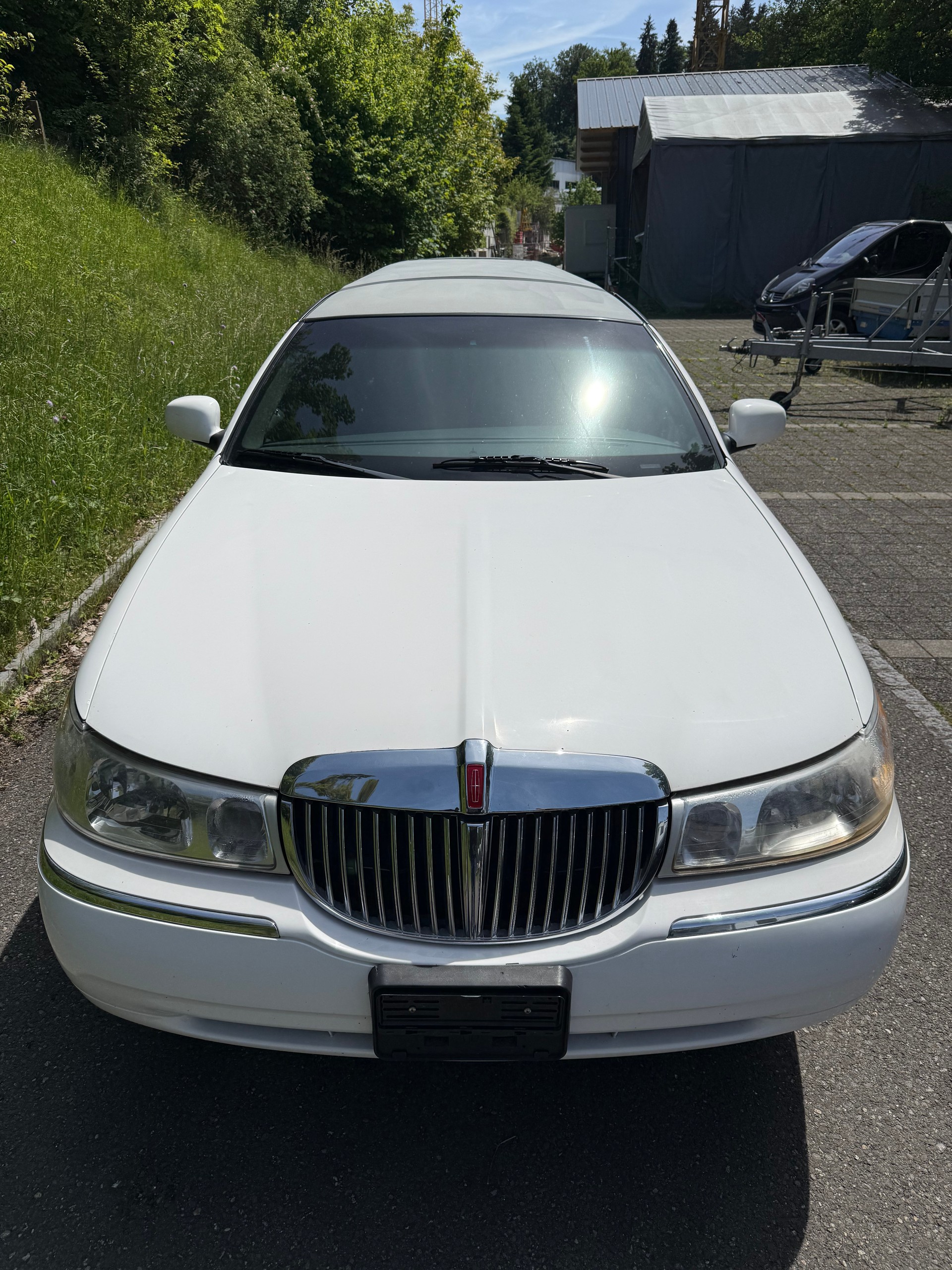 LINCOLN Stretchlimousine-showroom-element-2