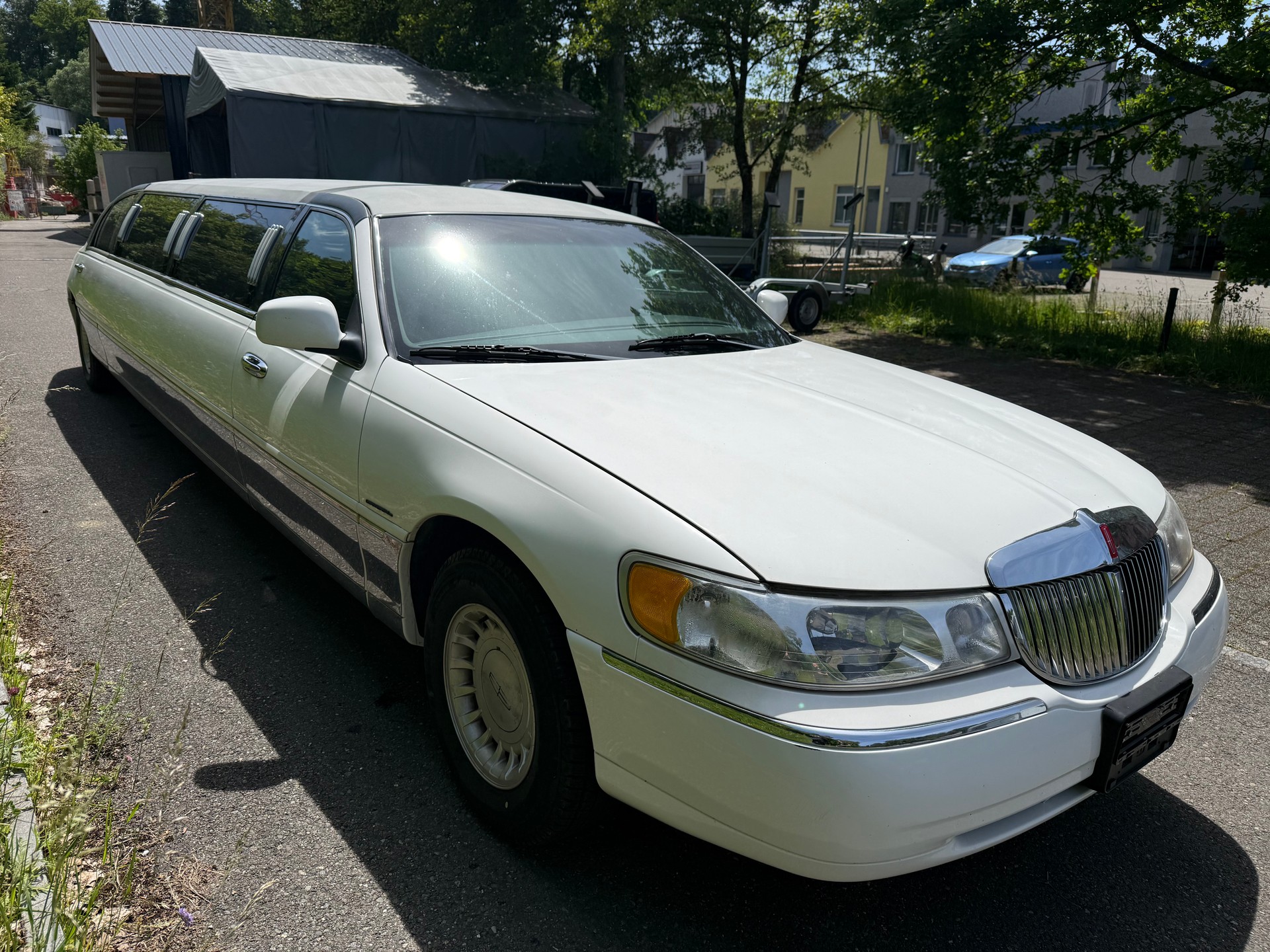 LINCOLN Stretchlimousine-showroom-element-3