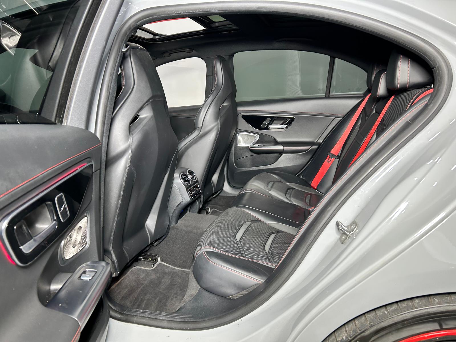 MERCEDES-BENZ C 63 AMG S E Performance AMG F1 Edition-image-12