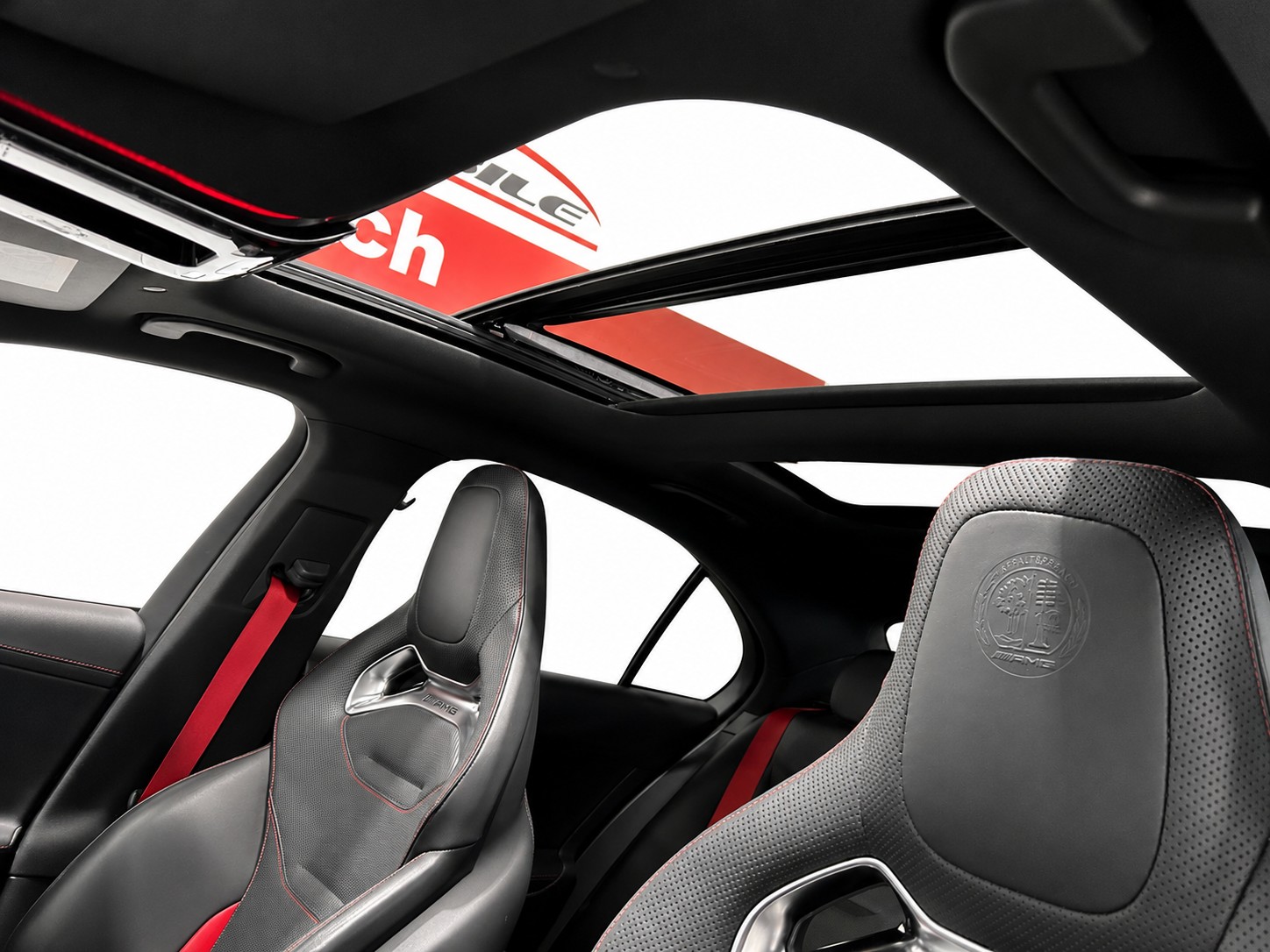 MERCEDES-BENZ C 63 AMG S E Performance AMG F1 Edition CH FAHRZEUG-image-11