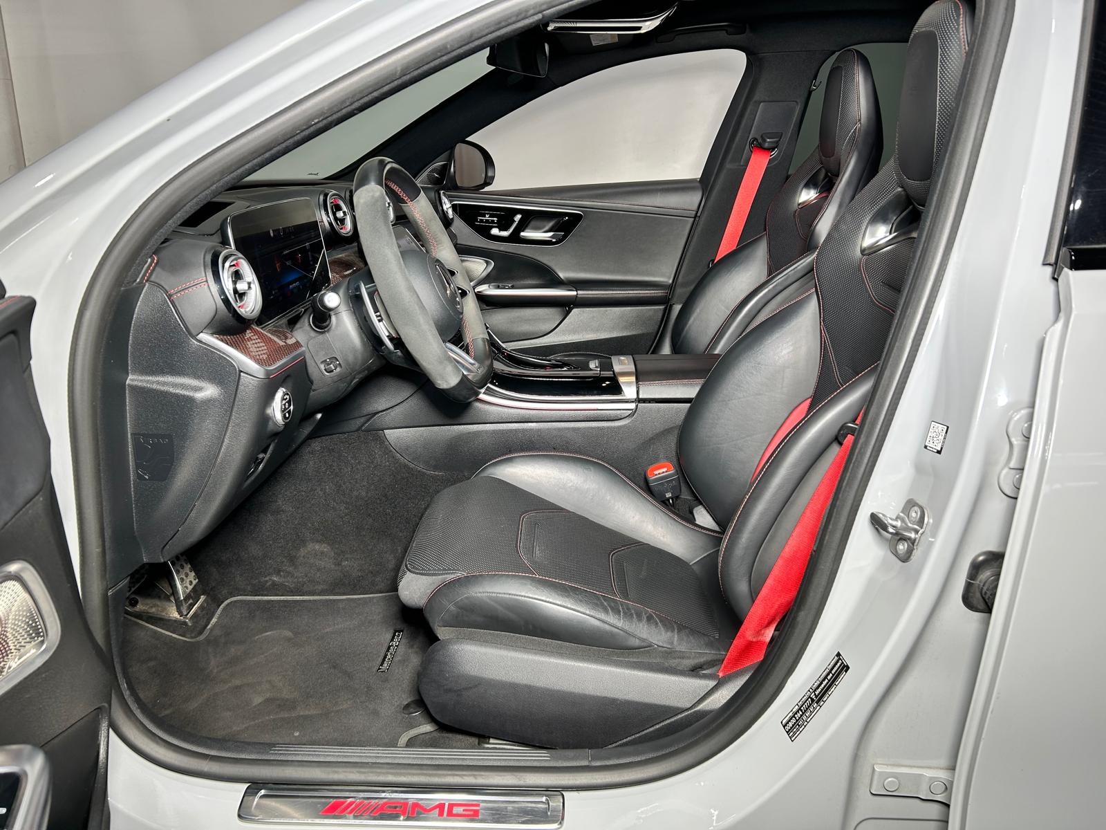 MERCEDES-BENZ C 63 AMG S E Performance AMG F1 Edition-image-6