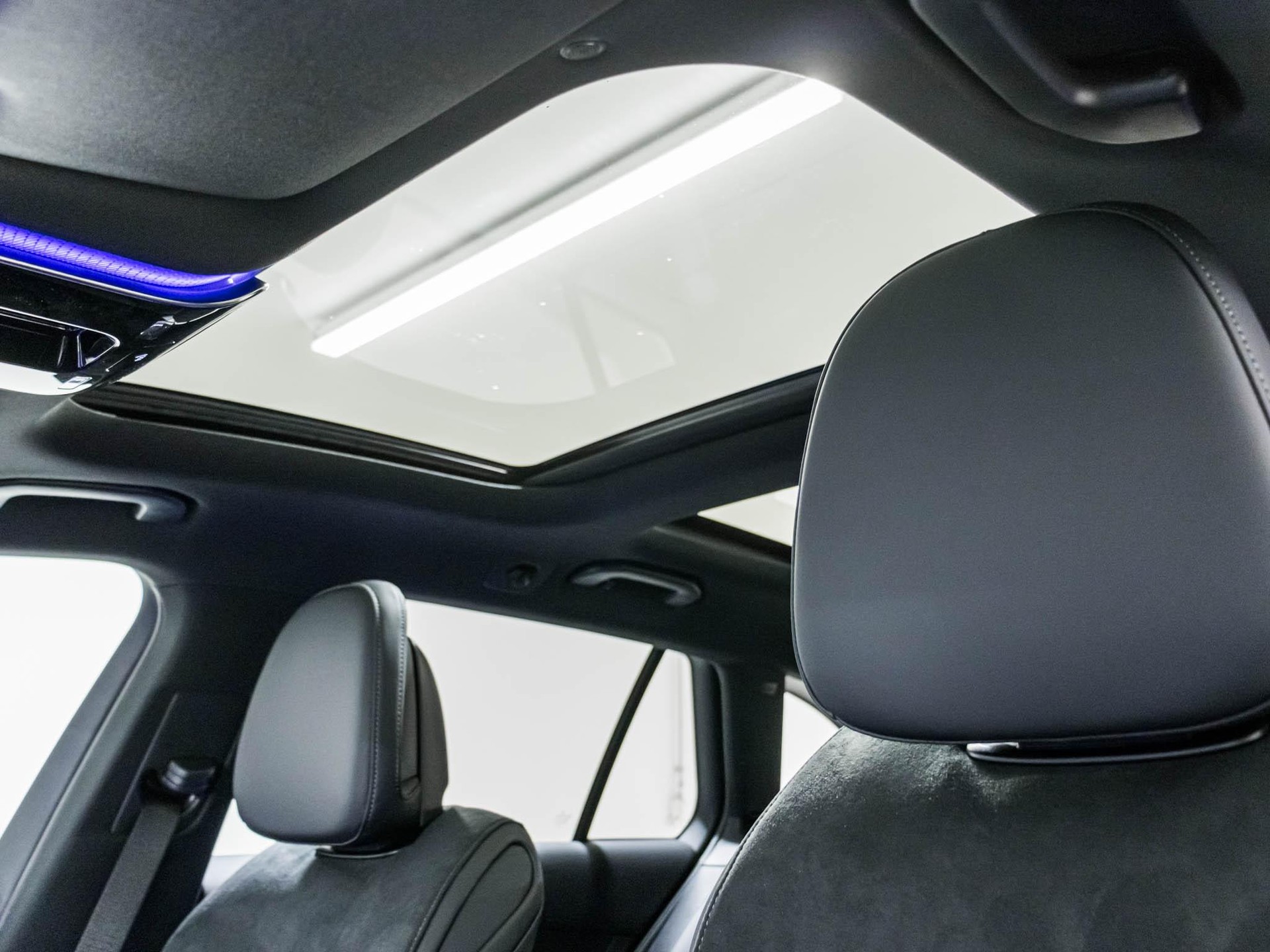 MERCEDES-BENZ C 220 d 4MATIC T-Modell Swiss Star-image-8