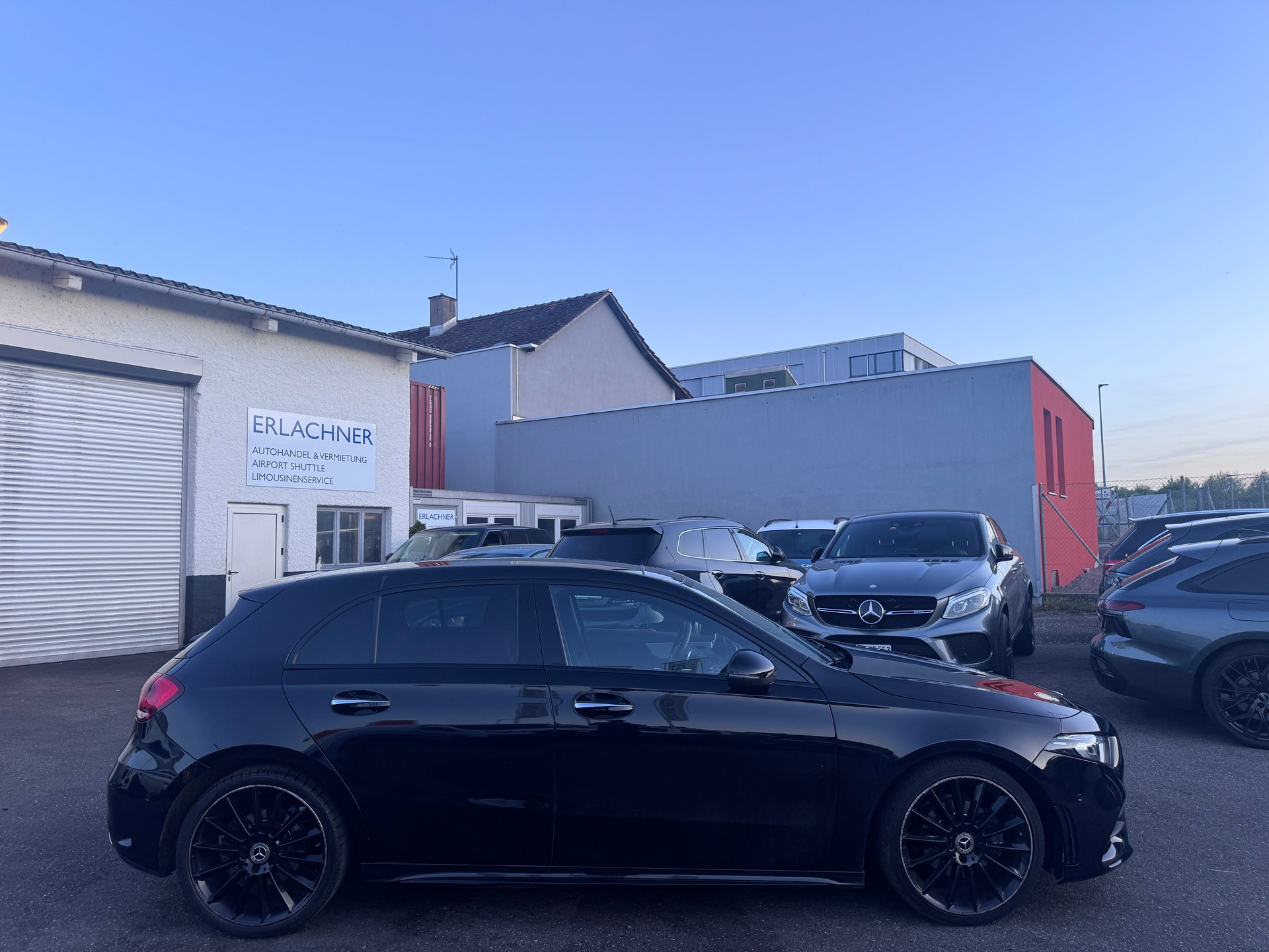 MERCEDES-BENZ A 200 AMG Line 7G-DCT-image-5