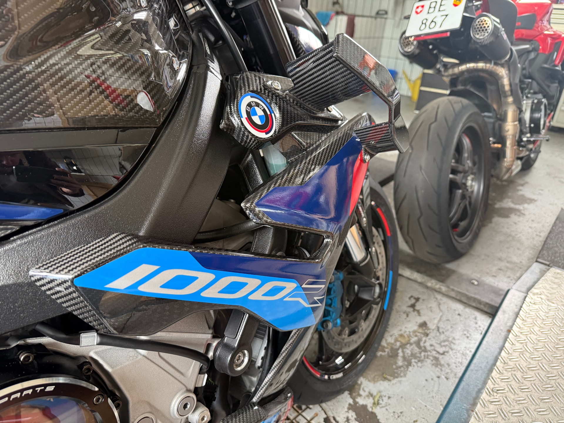 BMW M 1000 R Competition Full Carbon-image-7