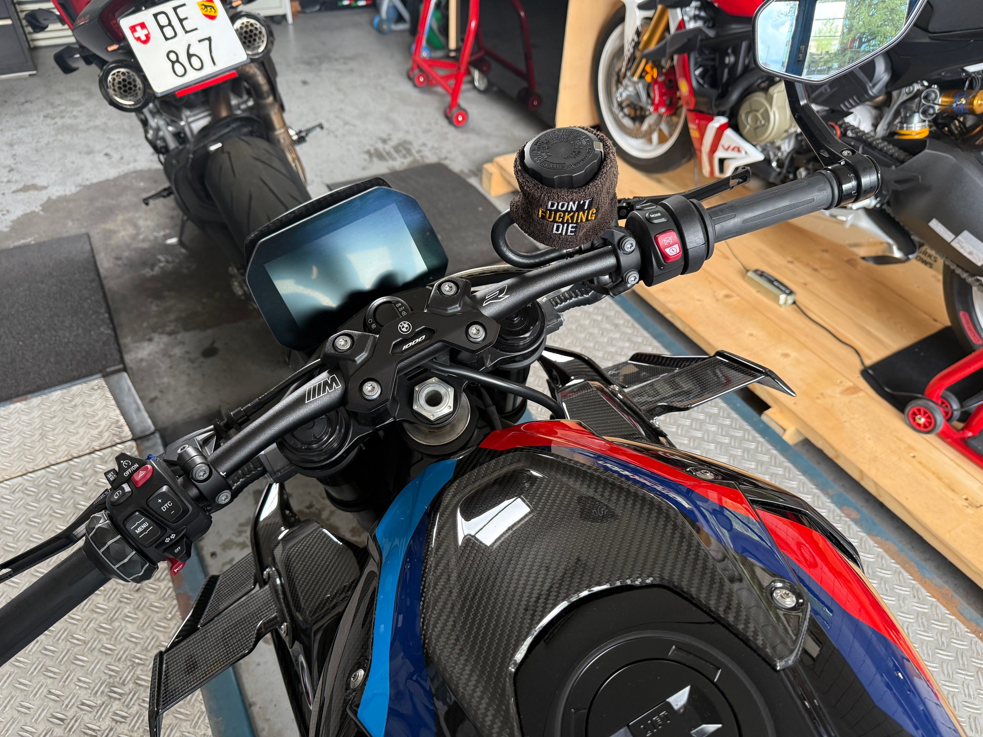 BMW M 1000 R Competition Full Carbon-image-10