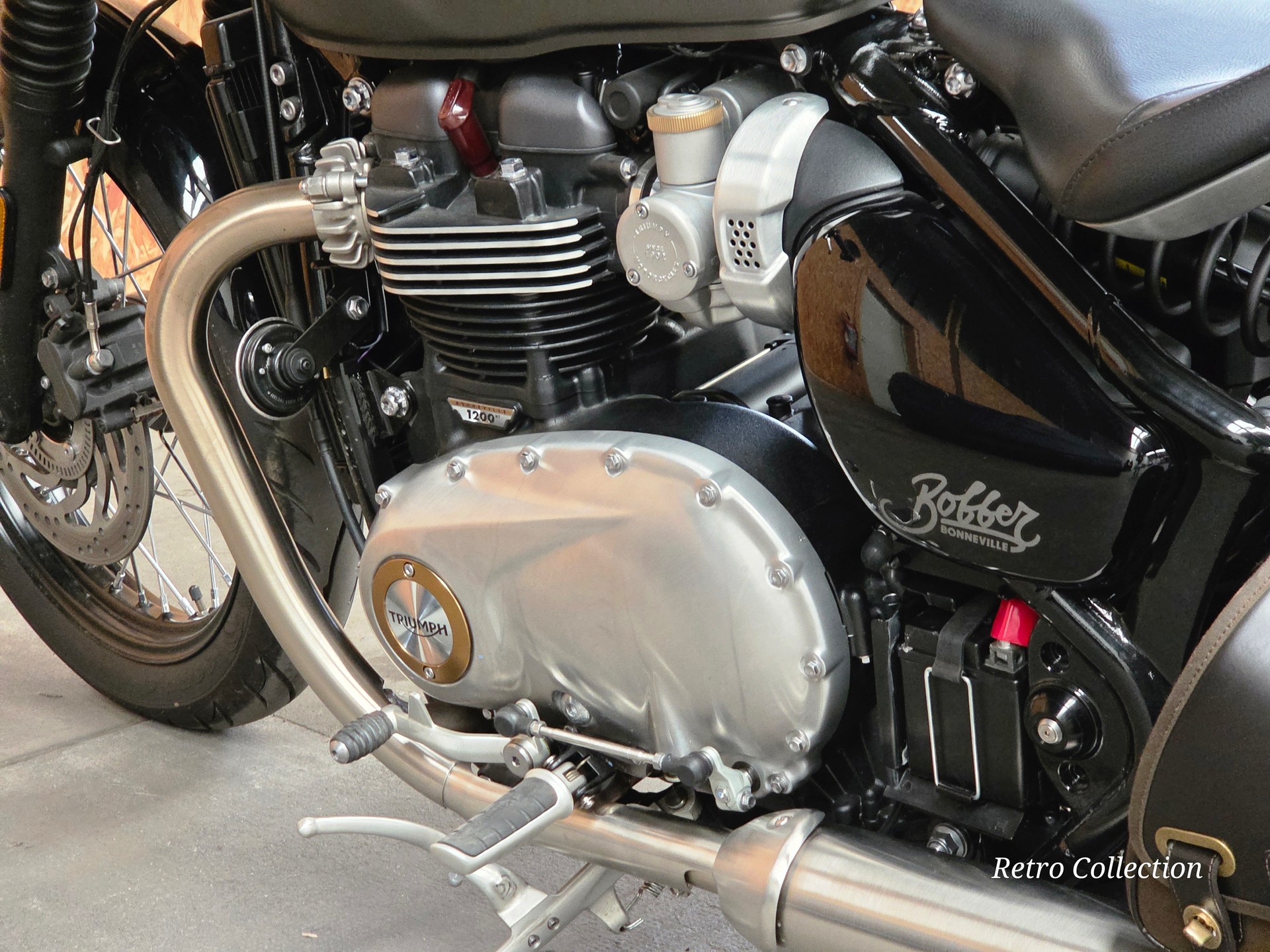 TRIUMPH TRIUMPH Bonneville 1200 Bobber ABS - 1ère main - superbe configuration- carnet de services - 1'000 kilomètres ! à saisir !-image-9
