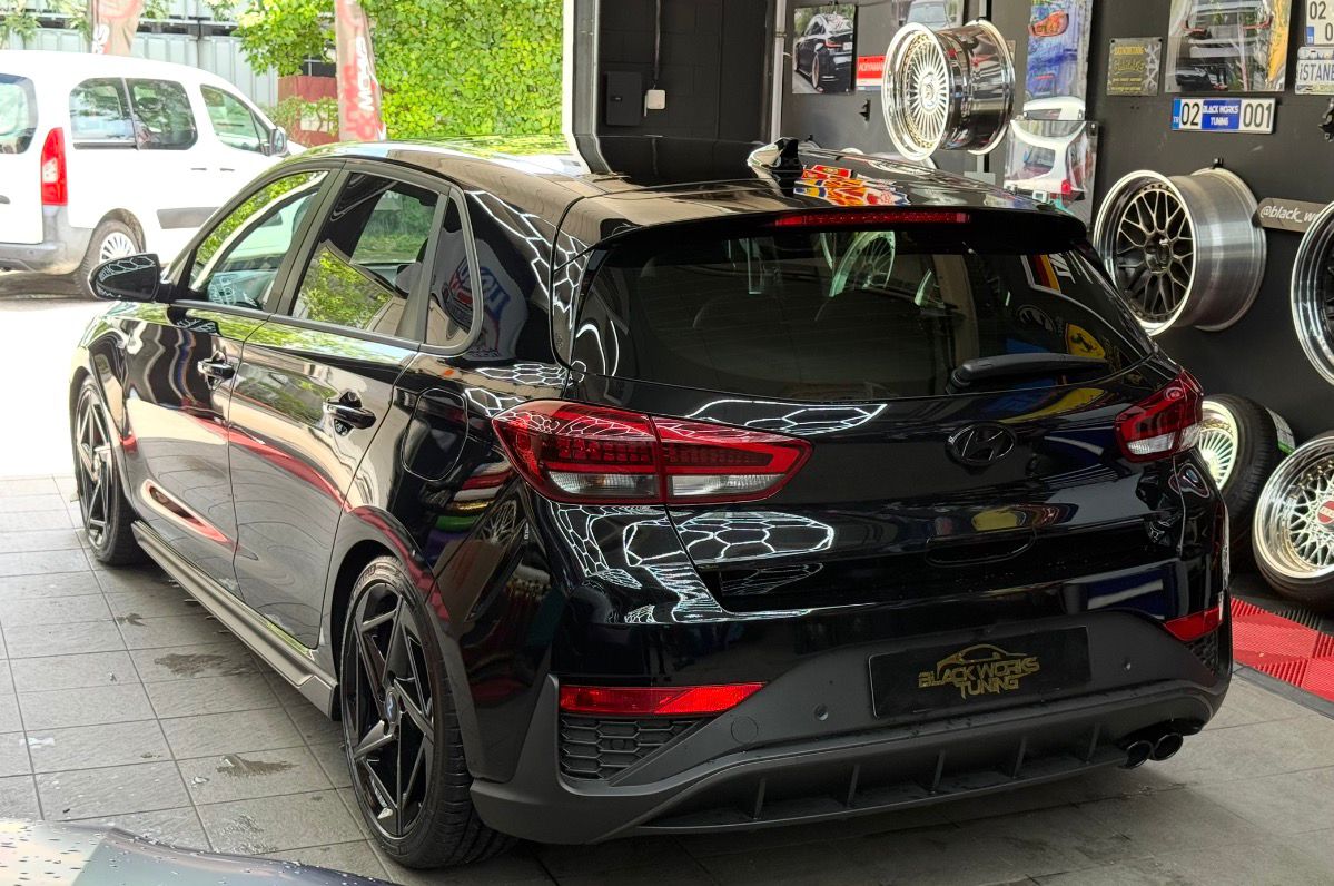 HYUNDAI i30 1.5 T-GDi N Line 48V MH DCT-image-1
