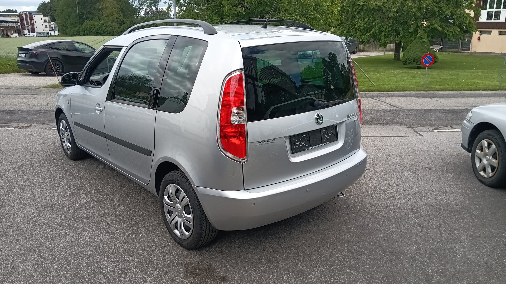 SKODA Roomster 1.2 TSI Family-image-4