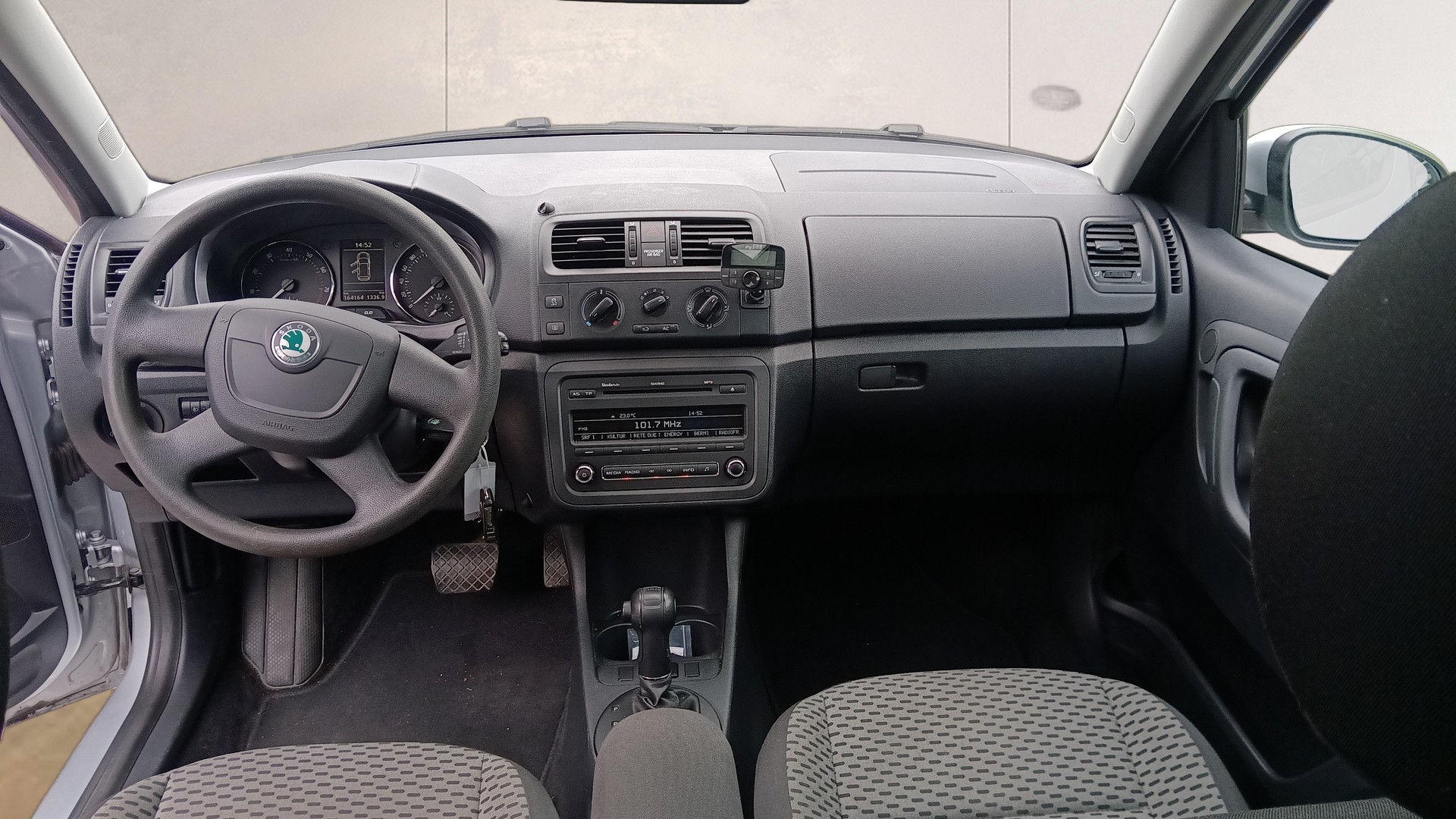 SKODA Roomster 1.2 TSI Family-image-6