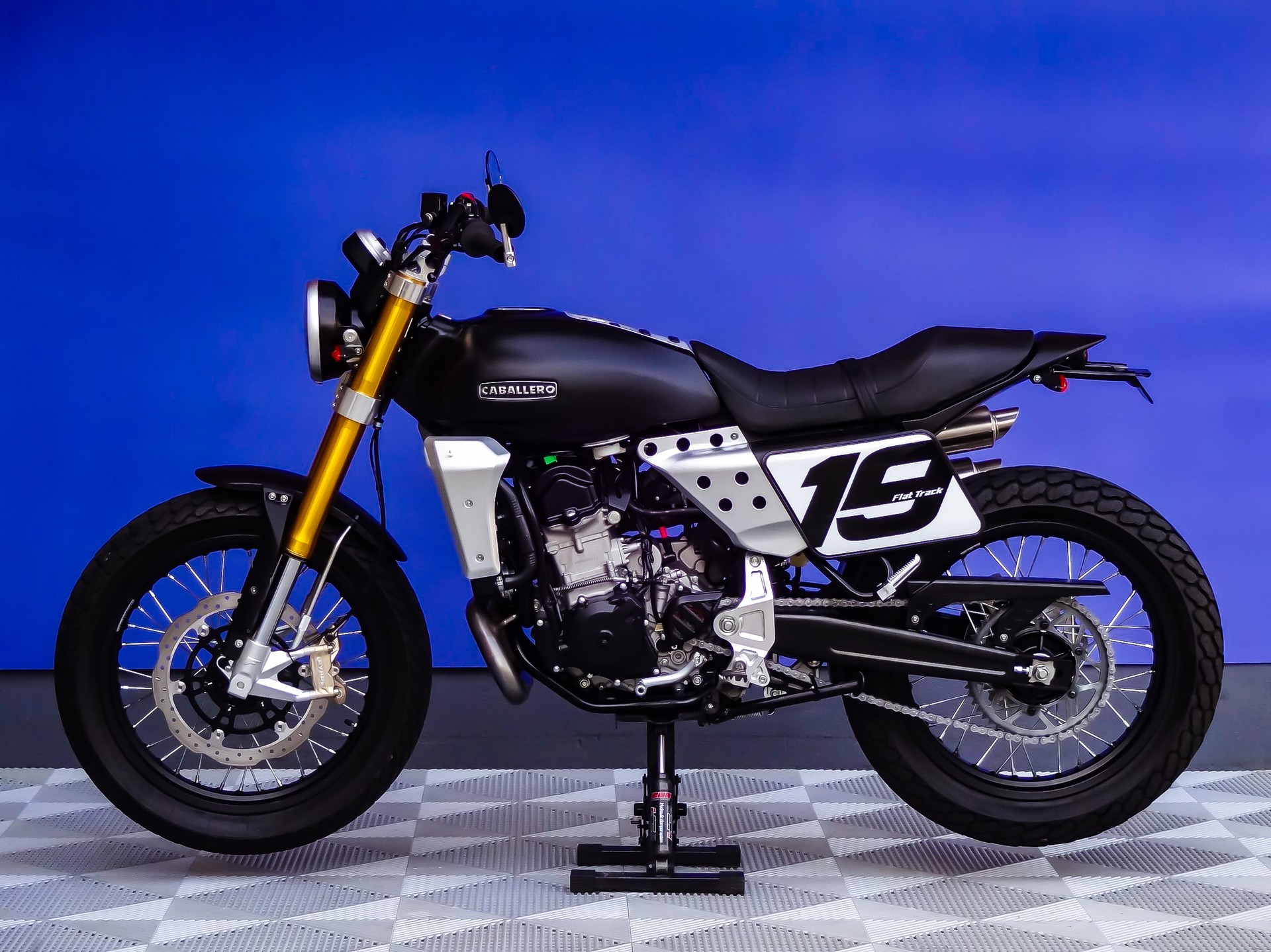 FANTIC Caballero 500 Flat Track-showroom-element-3