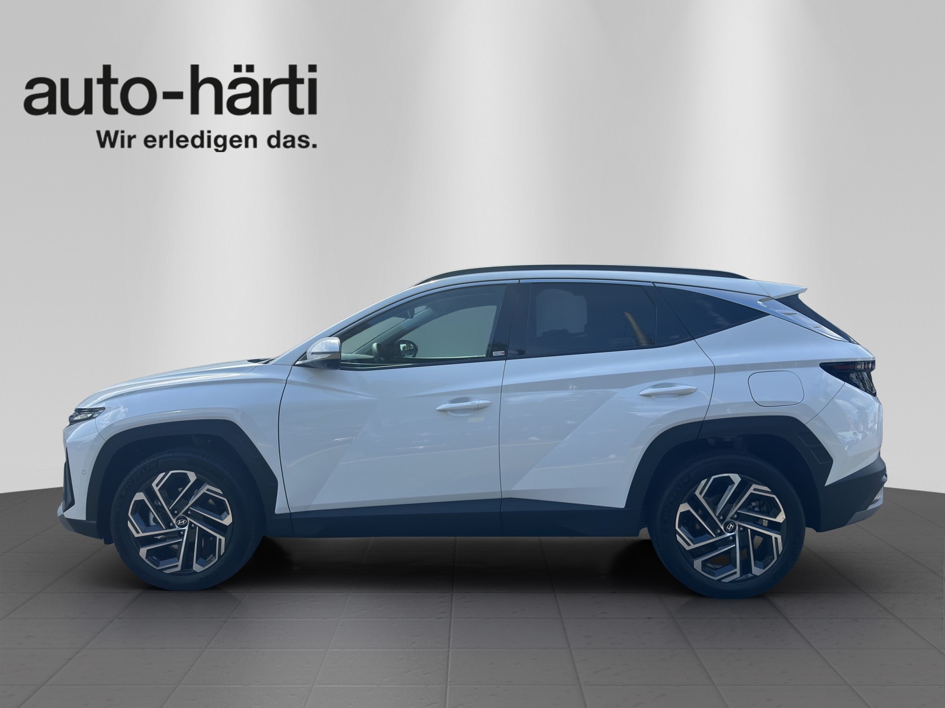 HYUNDAI Tucson 1.6 HEV Vertex 4WD-showroom-element-1