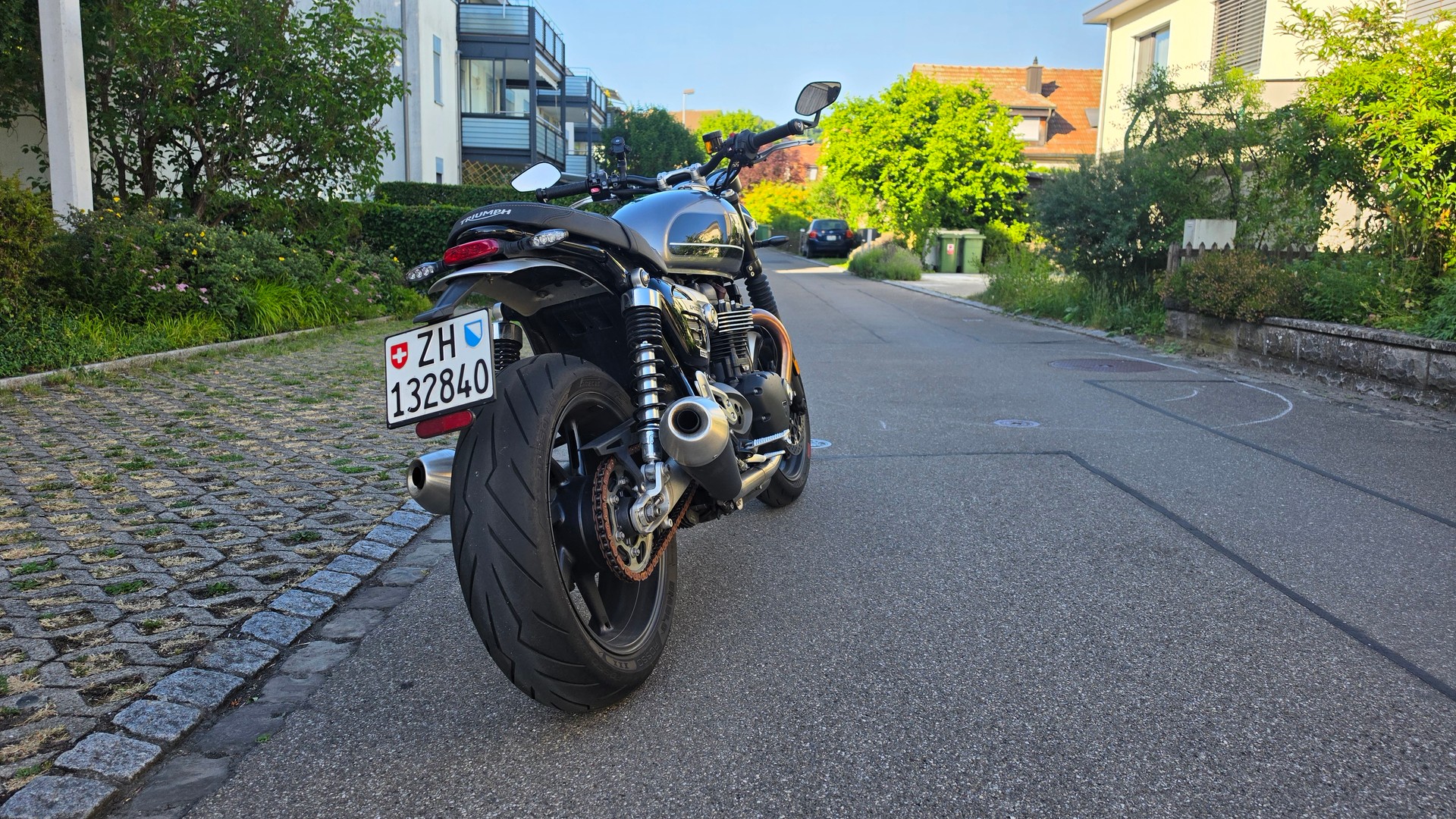 TRIUMPH Speed Twin 1200-image-3