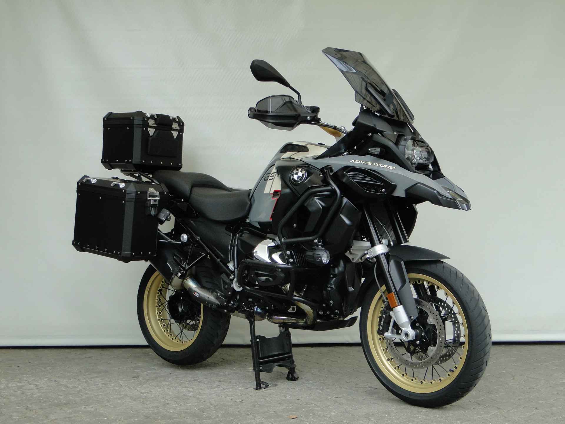 BMW R 1250 GS Adventure Kineo-Felgen-image-1