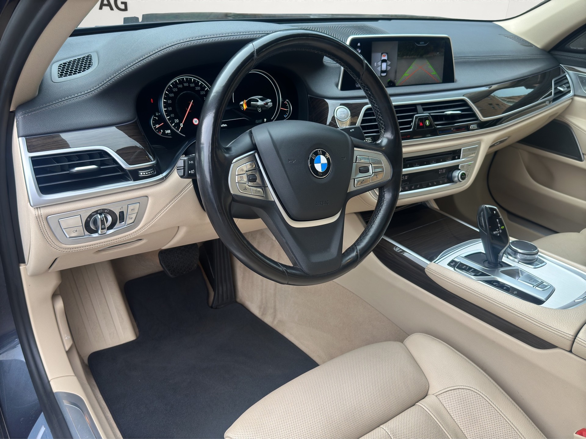 BMW 750i xDrive (CH) Swiss Premium / Neue Bremsen!-image-11