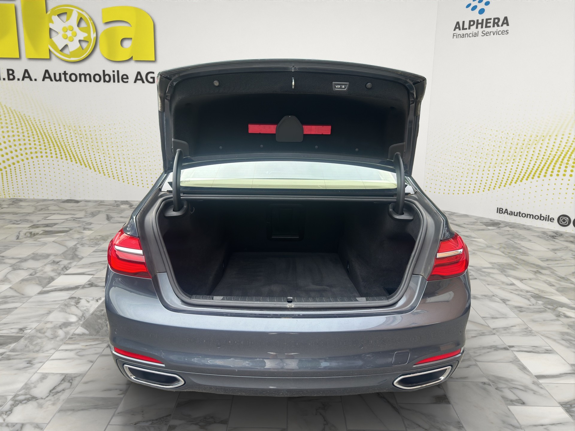 BMW 750i xDrive (CH) Swiss Premium / Neue Bremsen!-image-8