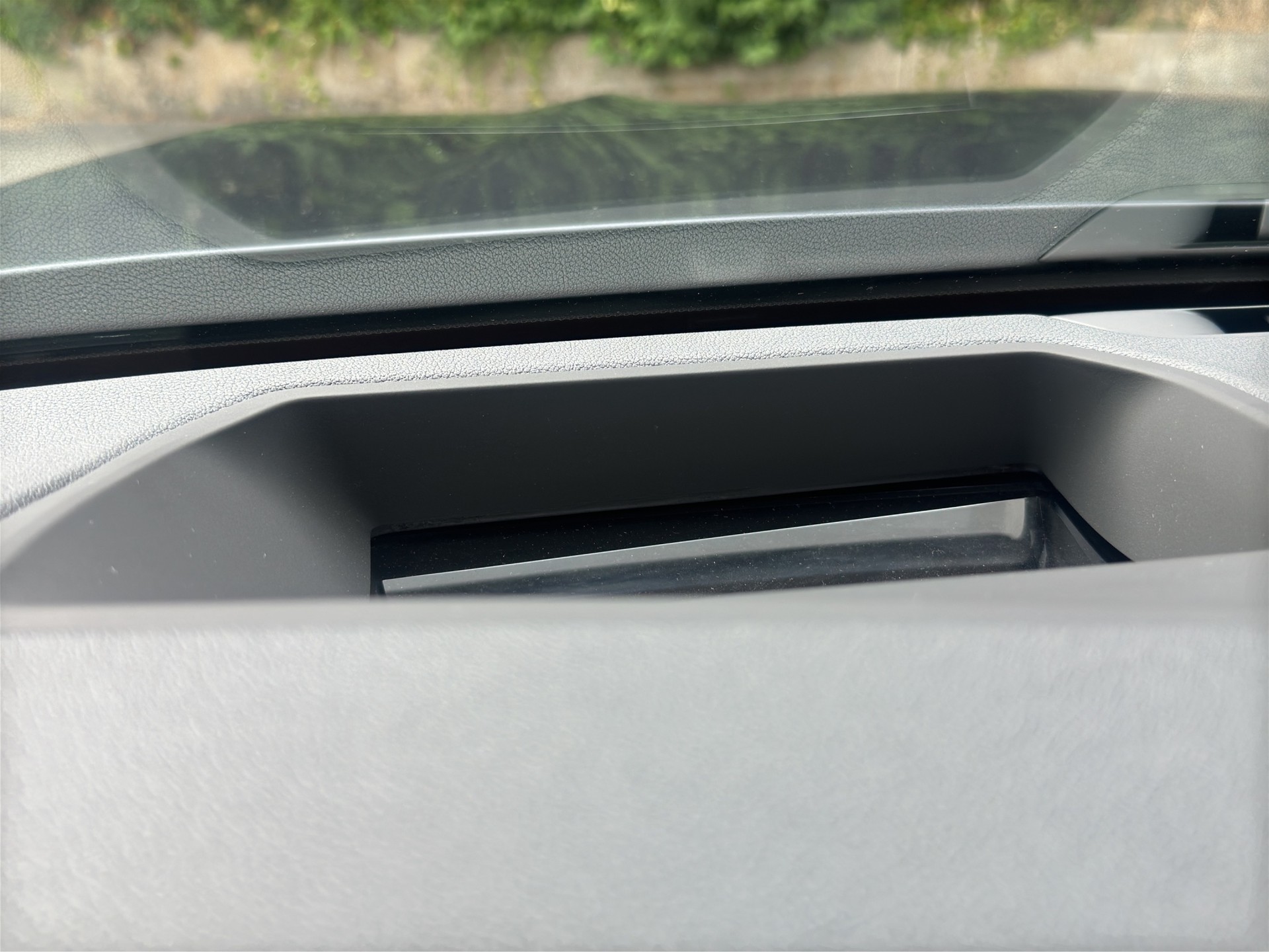 BMW 750i xDrive (CH) Swiss Premium / Neue Bremsen!-image-16
