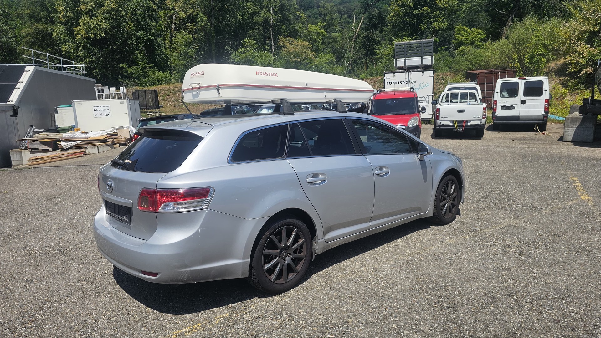 TOYOTA Avensis Sportswagon 2.2D-4D Linea Sol-image-4