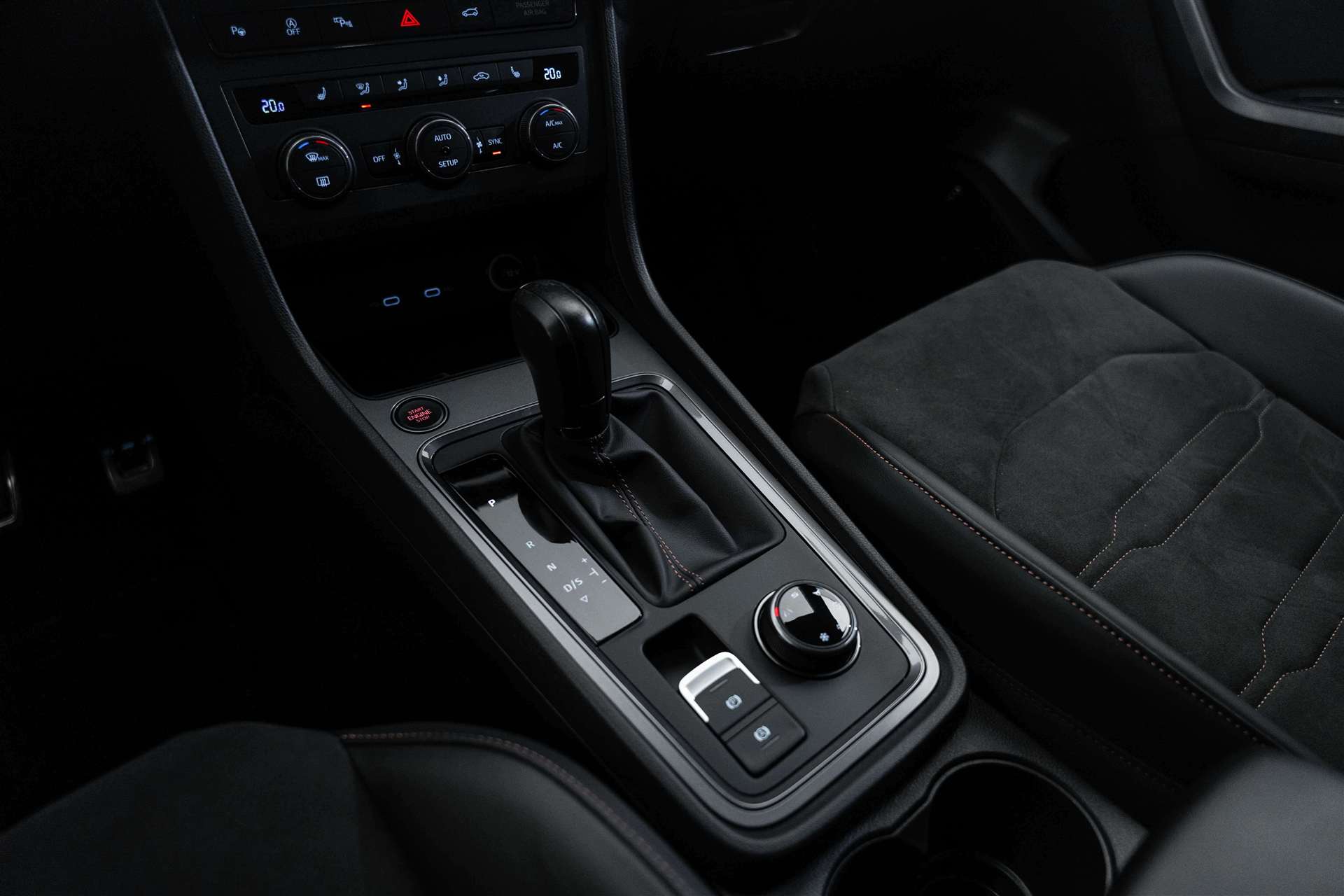 CUPRA Ateca 2.0TSI VZ 4Drive DSG 300PS-image-27