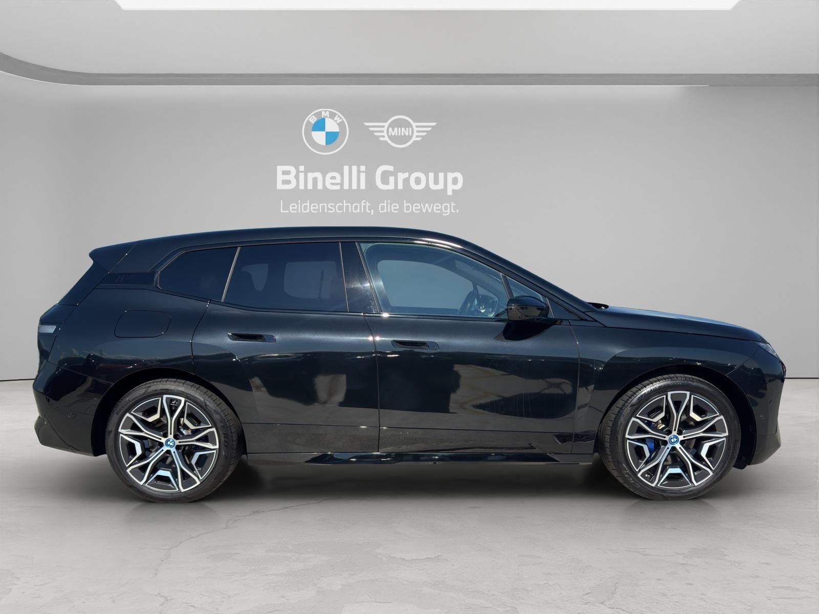 BMW iX xDrive50-image-19