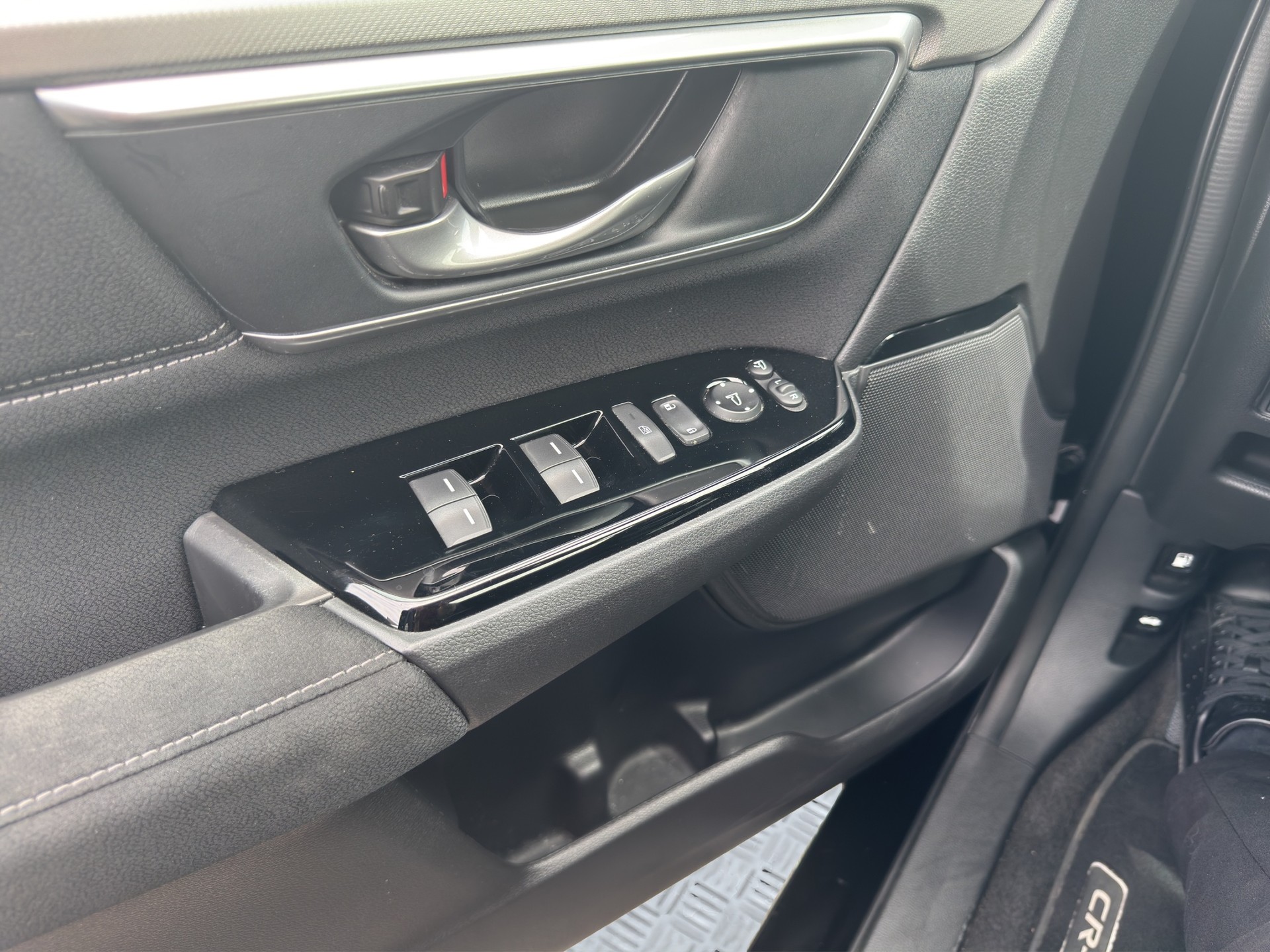 HONDA CR-V 2.0 i-MMD Elegance 4WD-image-16