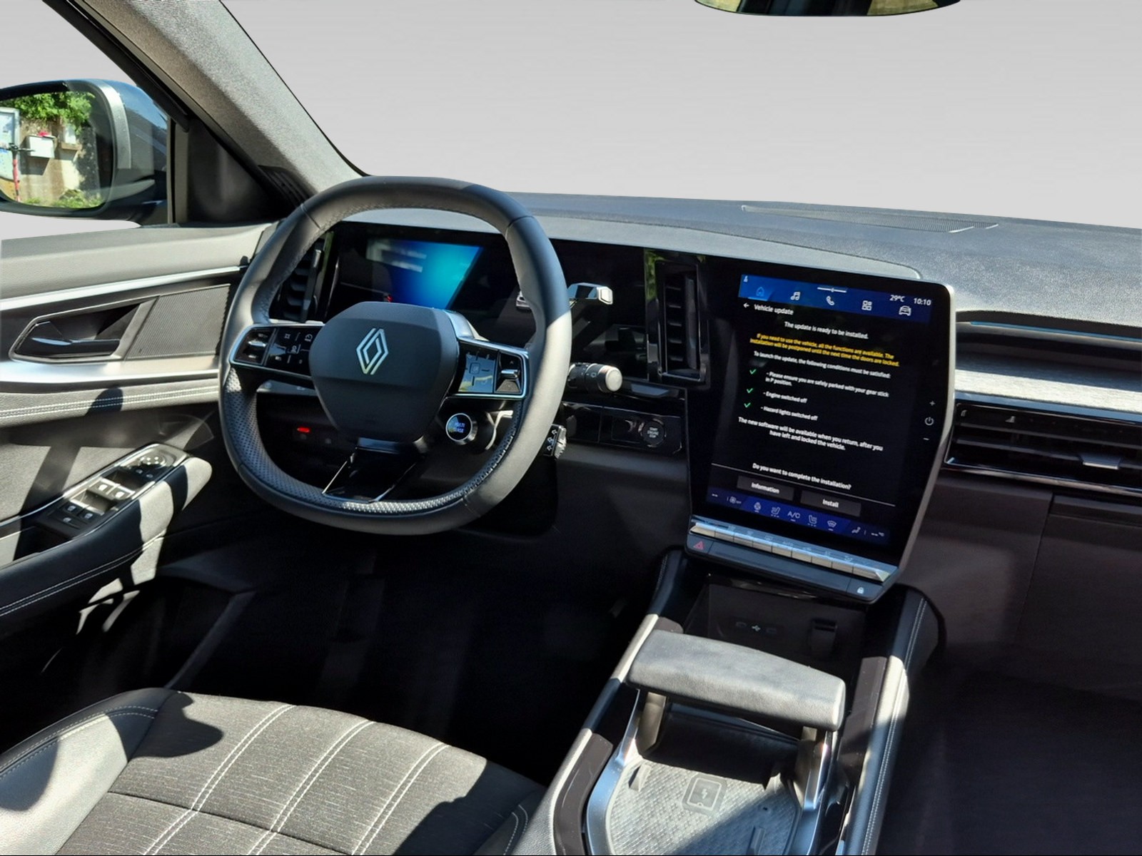 RENAULT Austral 1.2 E-Tech techno-image-4
