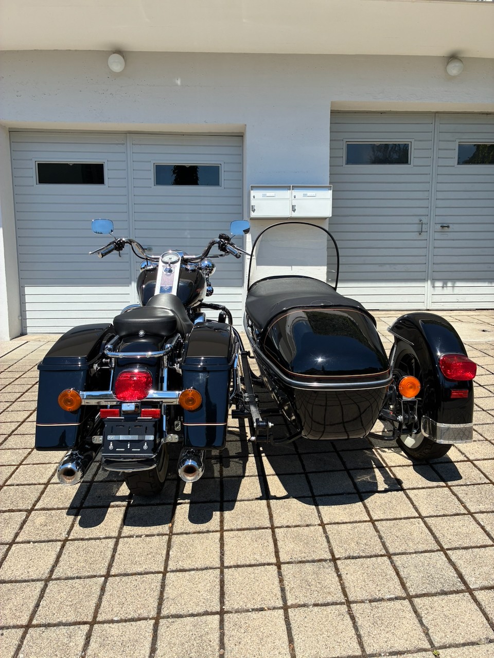 HARLEY-DAVIDSON FLHRI Road King-image-4