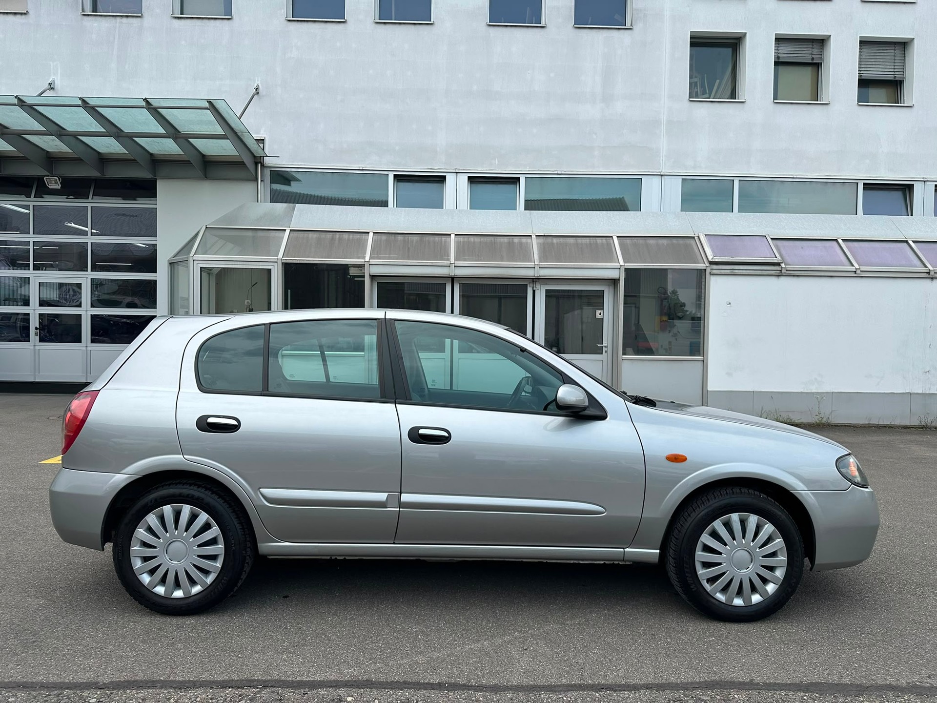 NISSAN Almera 1.8 16V business-image-4