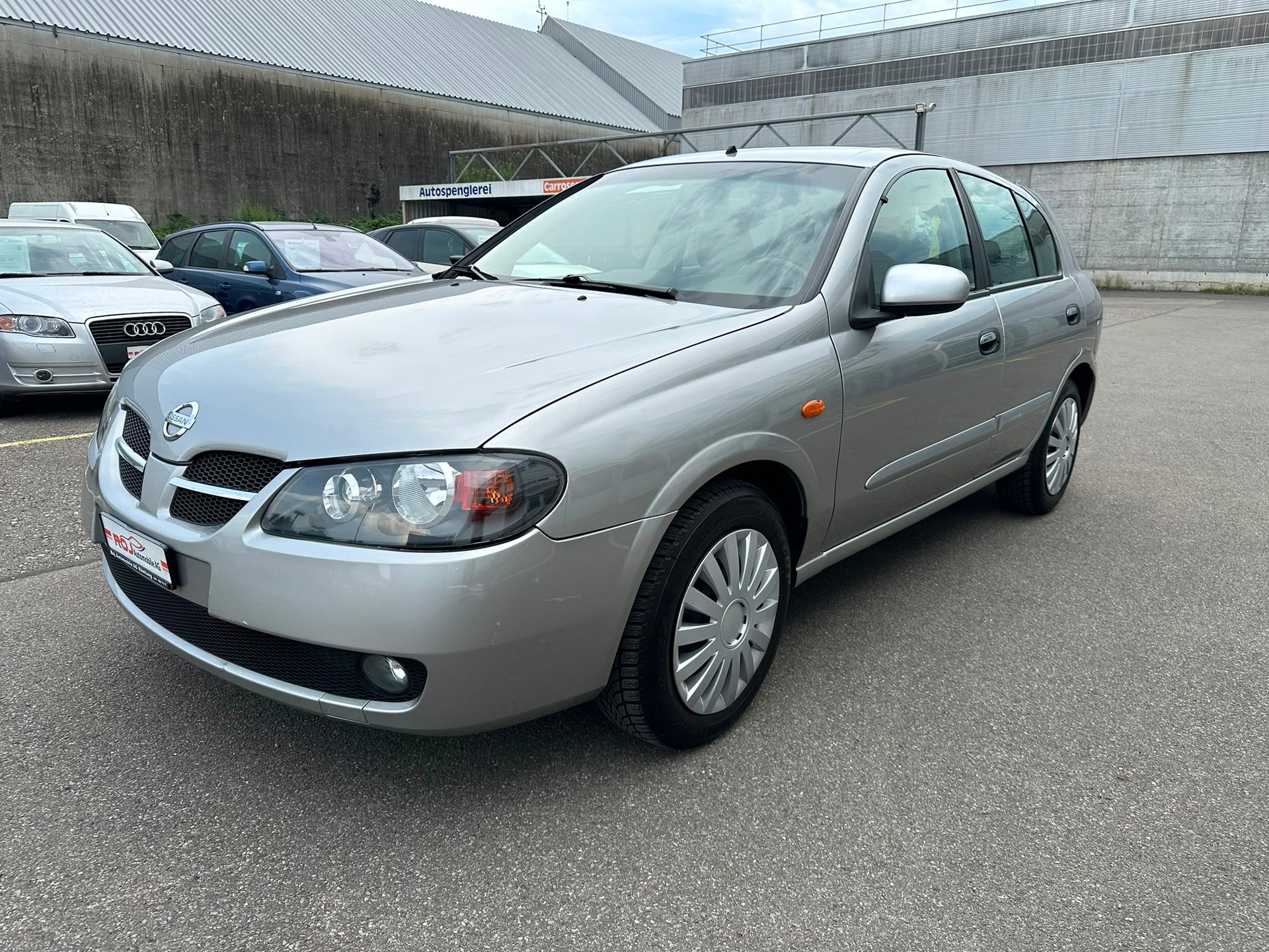 NISSAN Almera 1.8 16V business-showroom-element-1