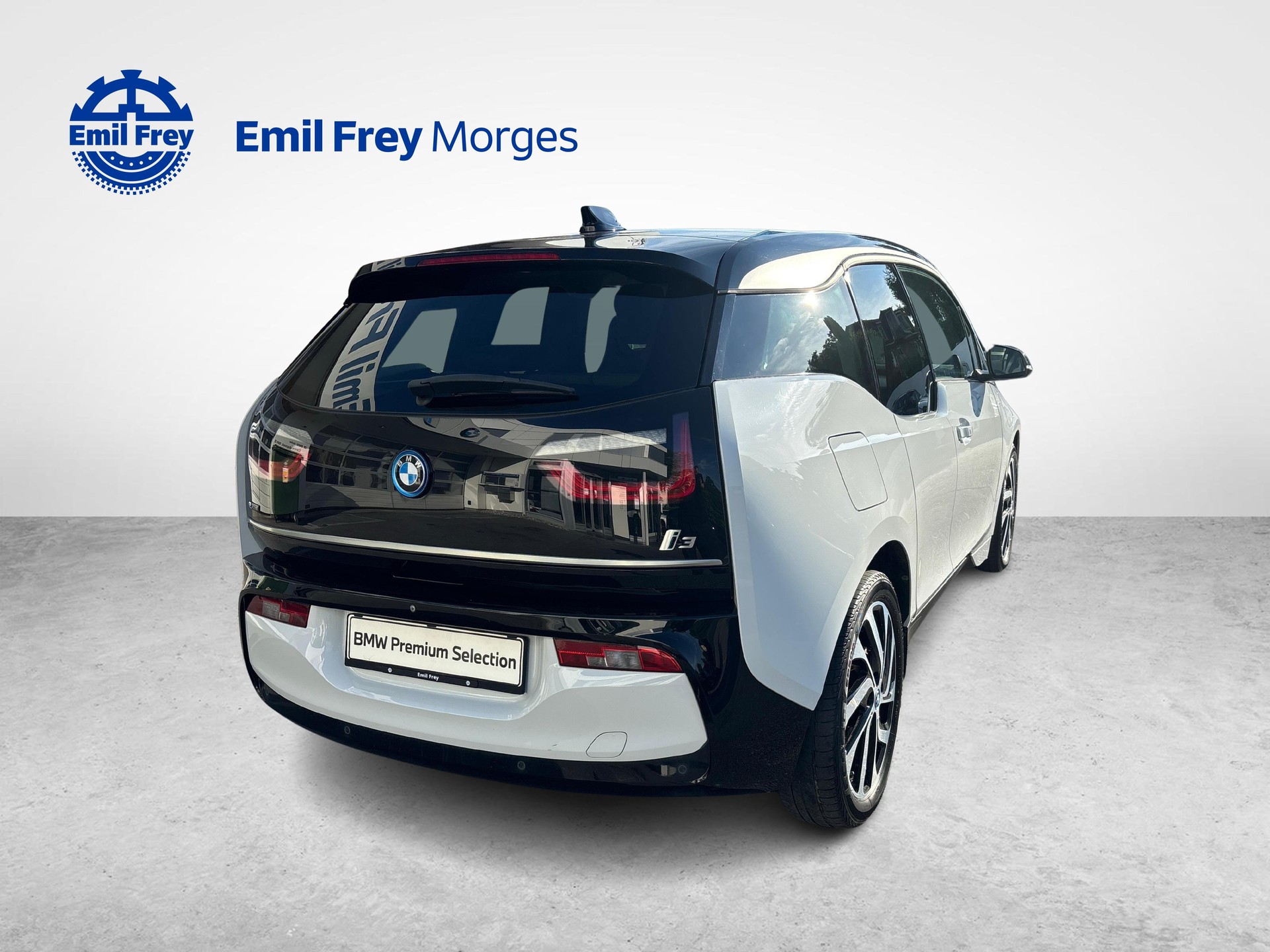 BMW i3 94 Ah mit REx-showroom-element-3