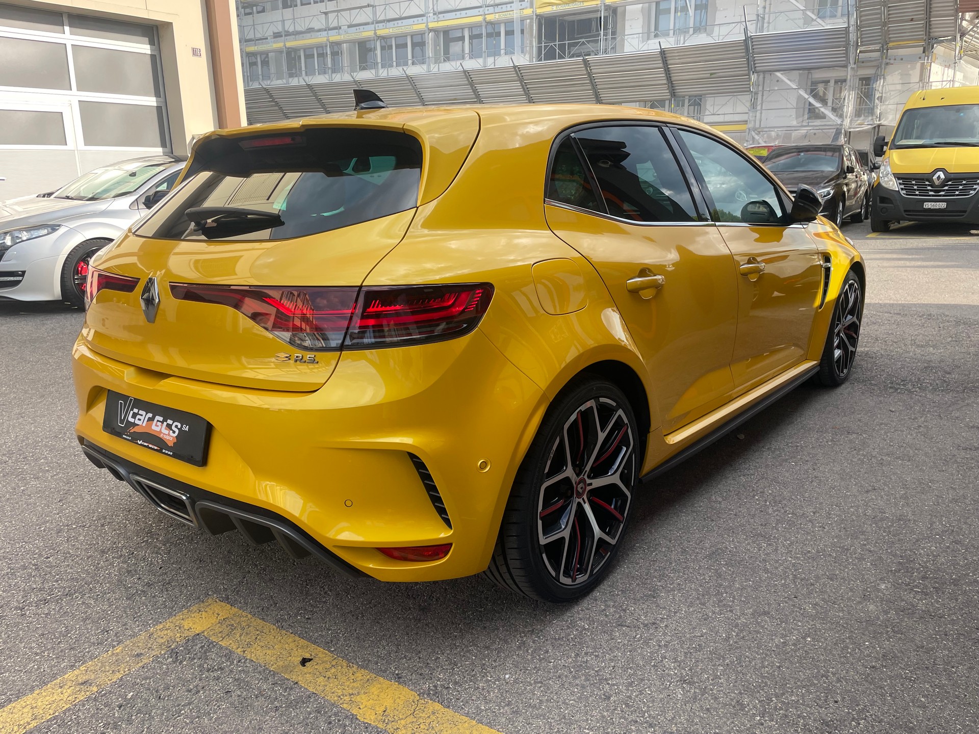 RENAULT Mégane R.S. 300 EDC-image-4
