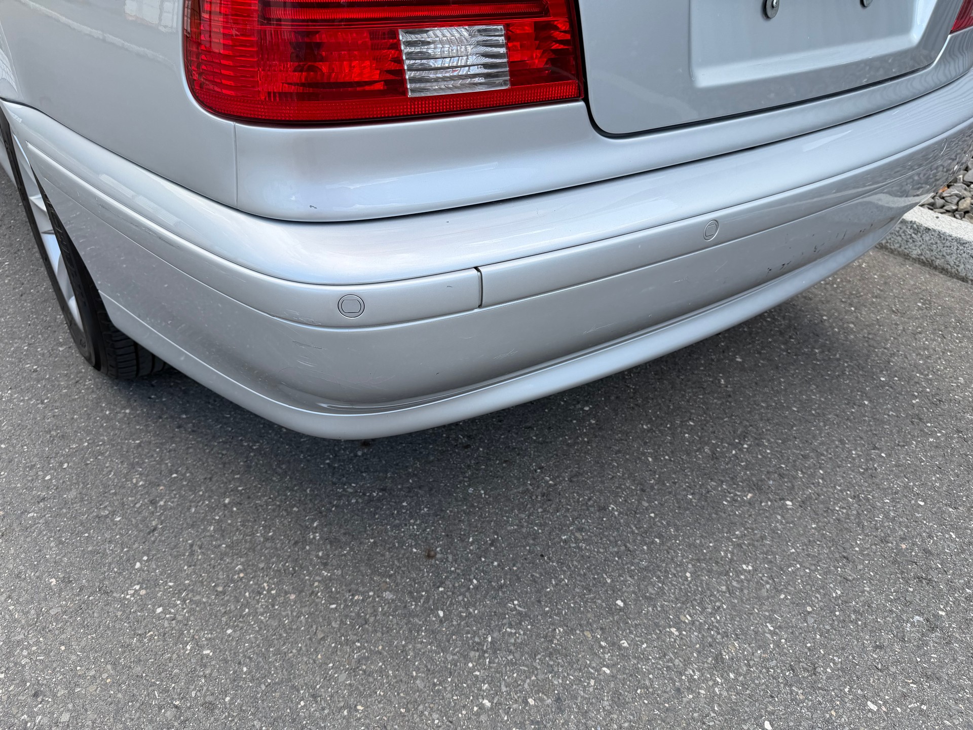 BMW 520i-image-43