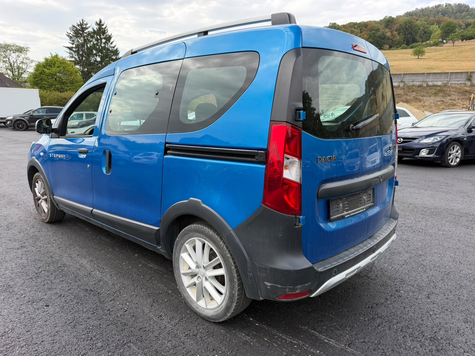 DACIA Dokker 1.2 T Stepway-showroom-element-3