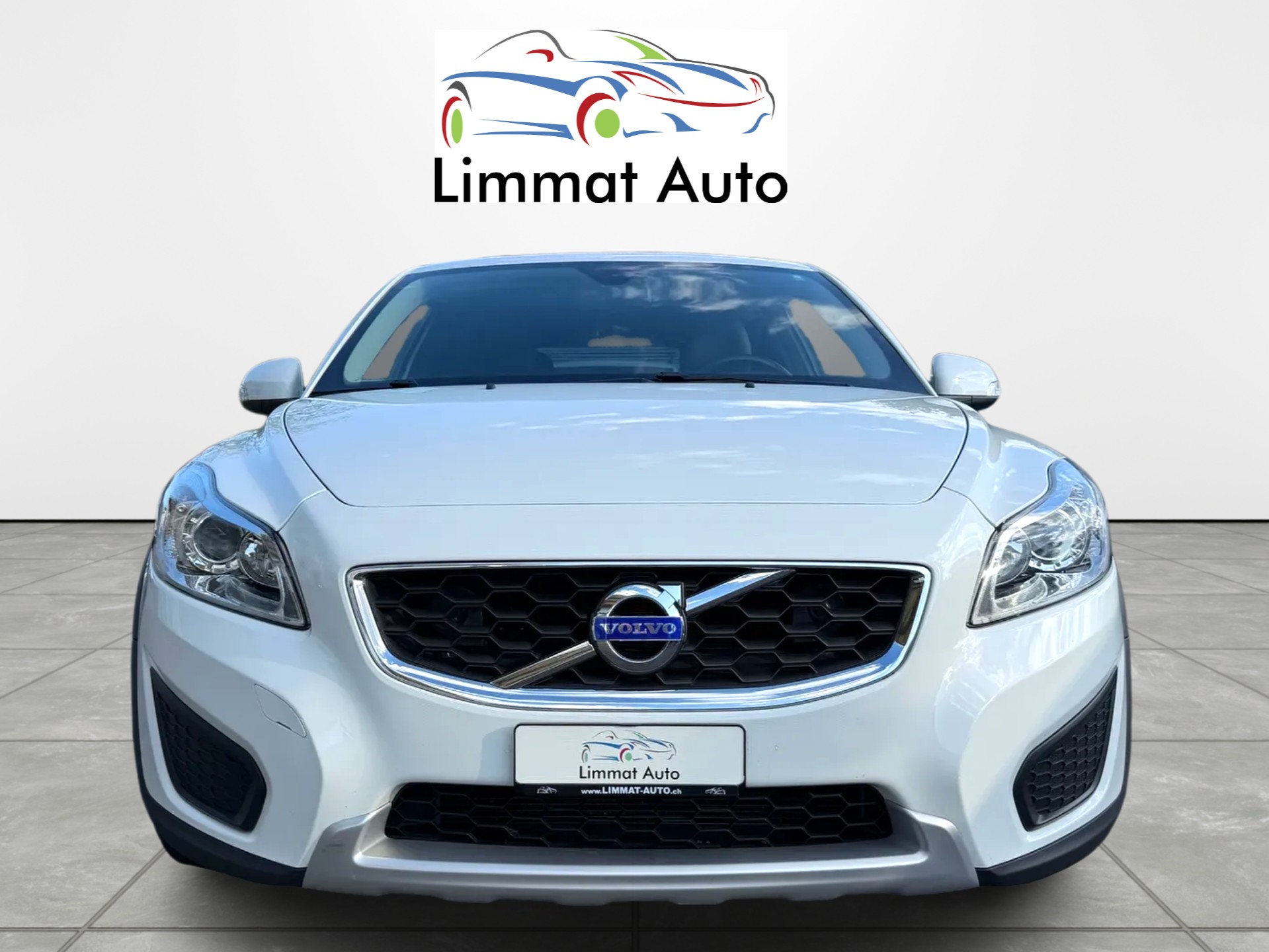 VOLVO C30 2.0-image-1