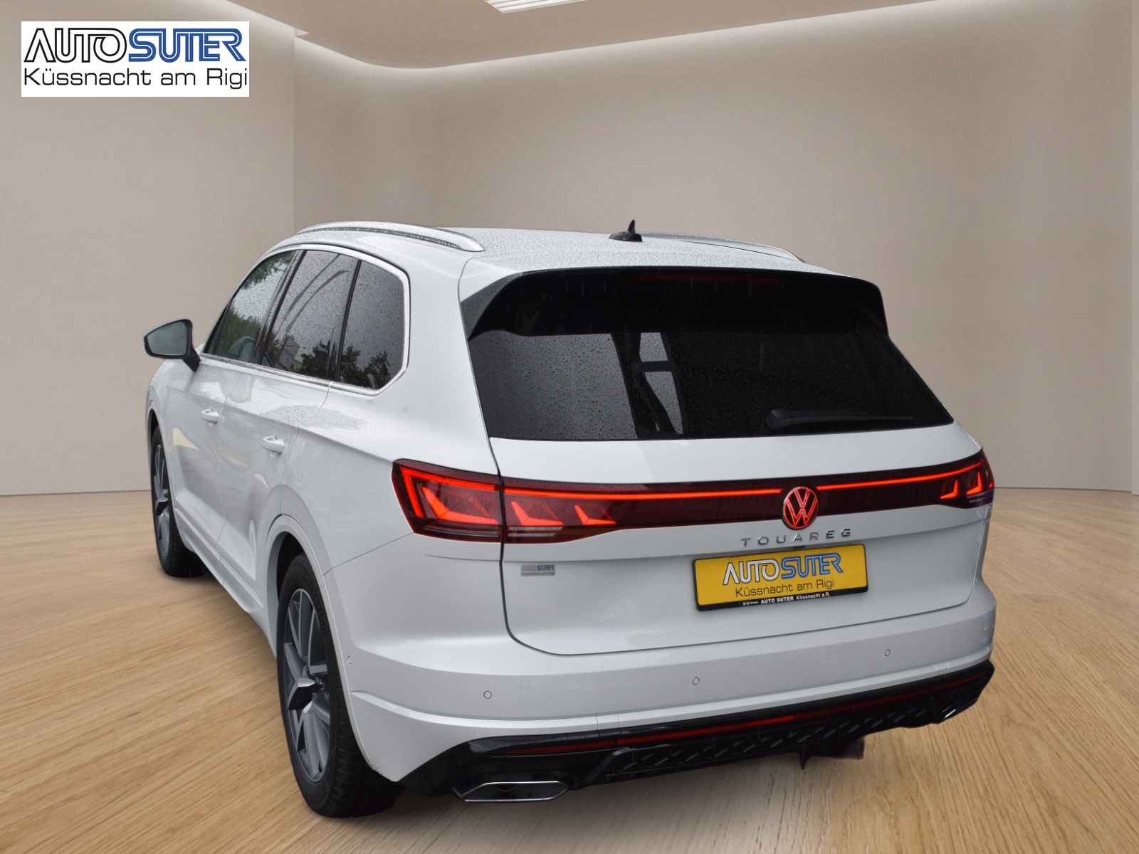 VW Touareg 3.0 TDI R-Line Tiptronic-showroom-element-3