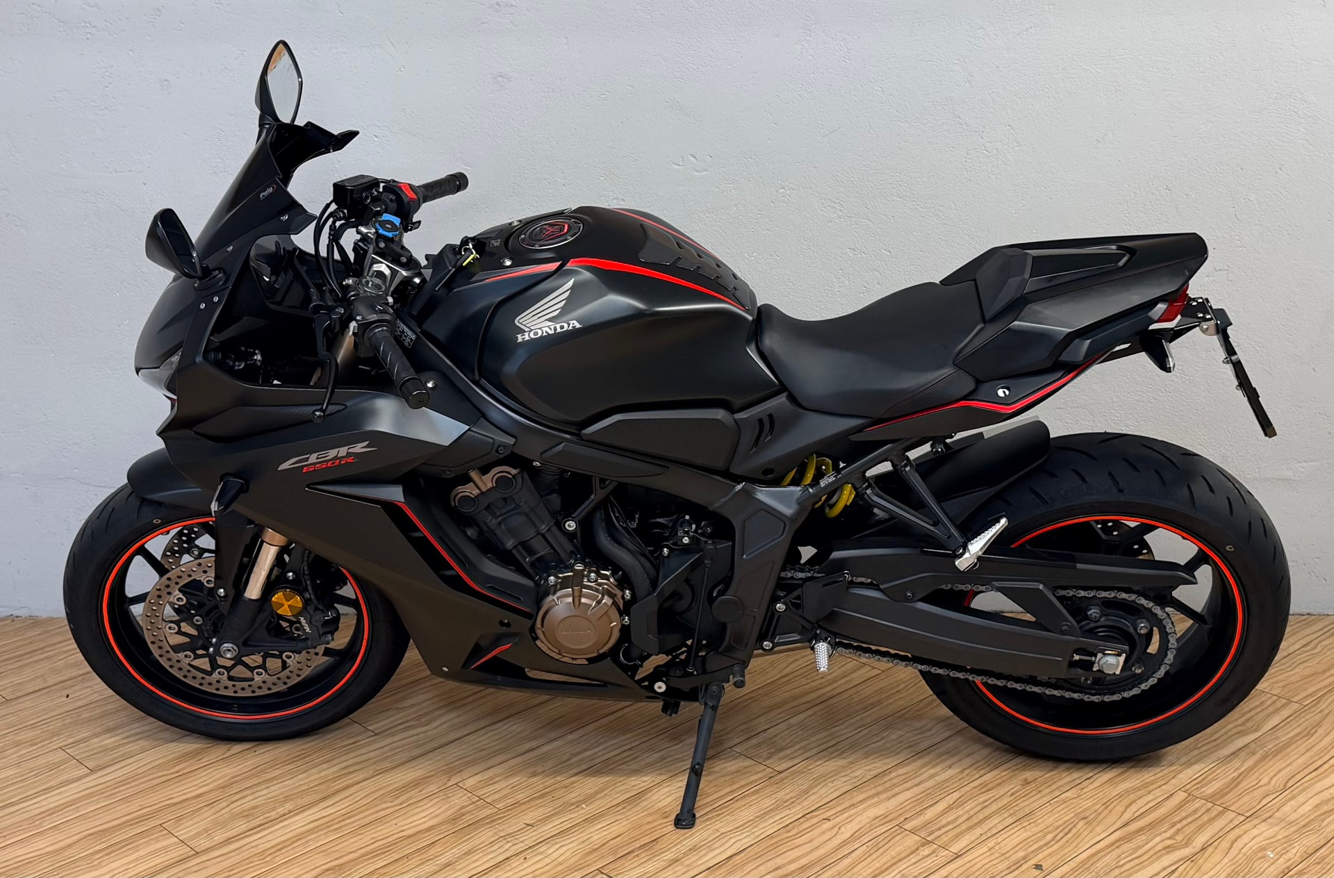 HONDA CBR 650 R ABS-image-5