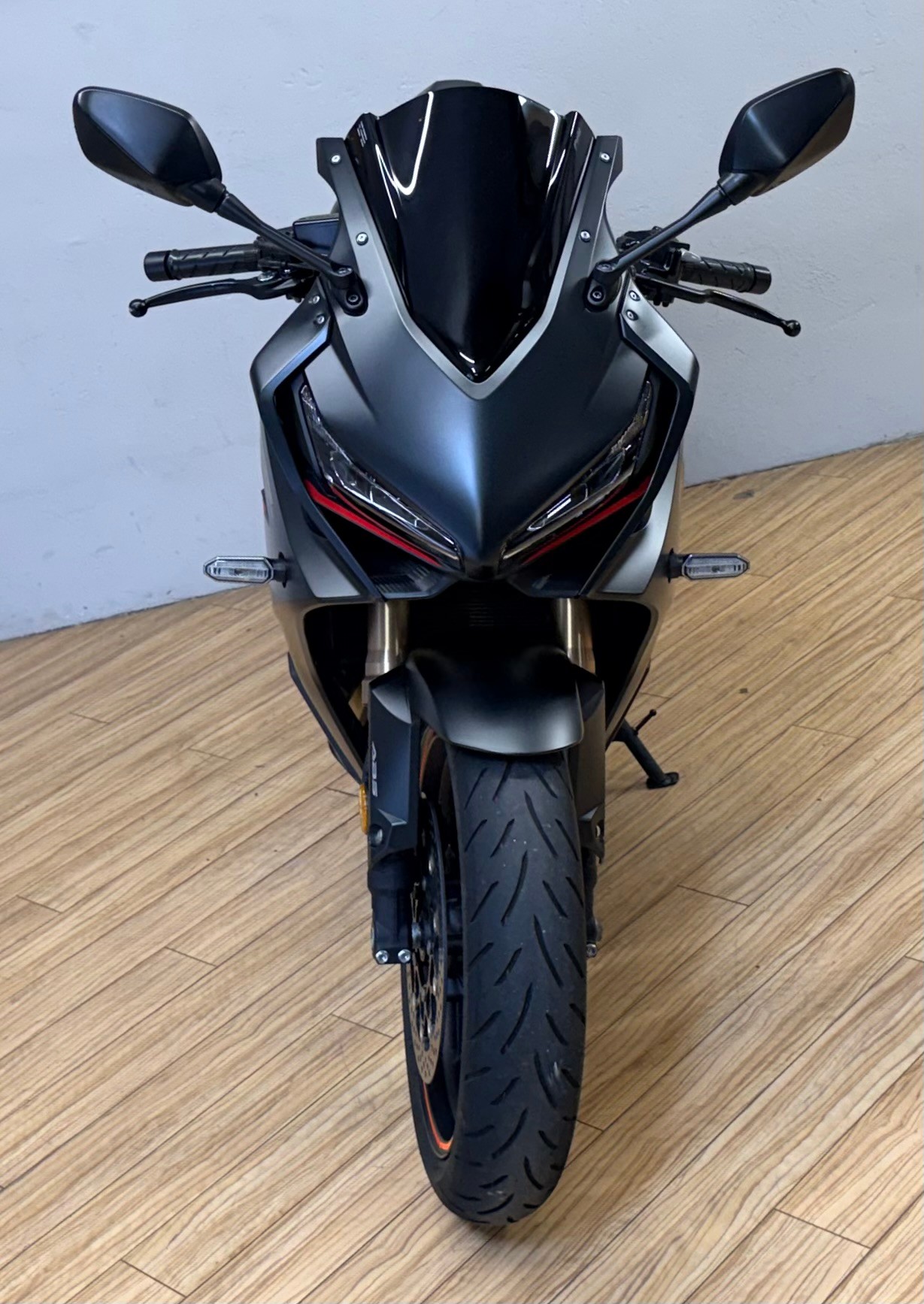 HONDA CBR 650 R ABS-image-7