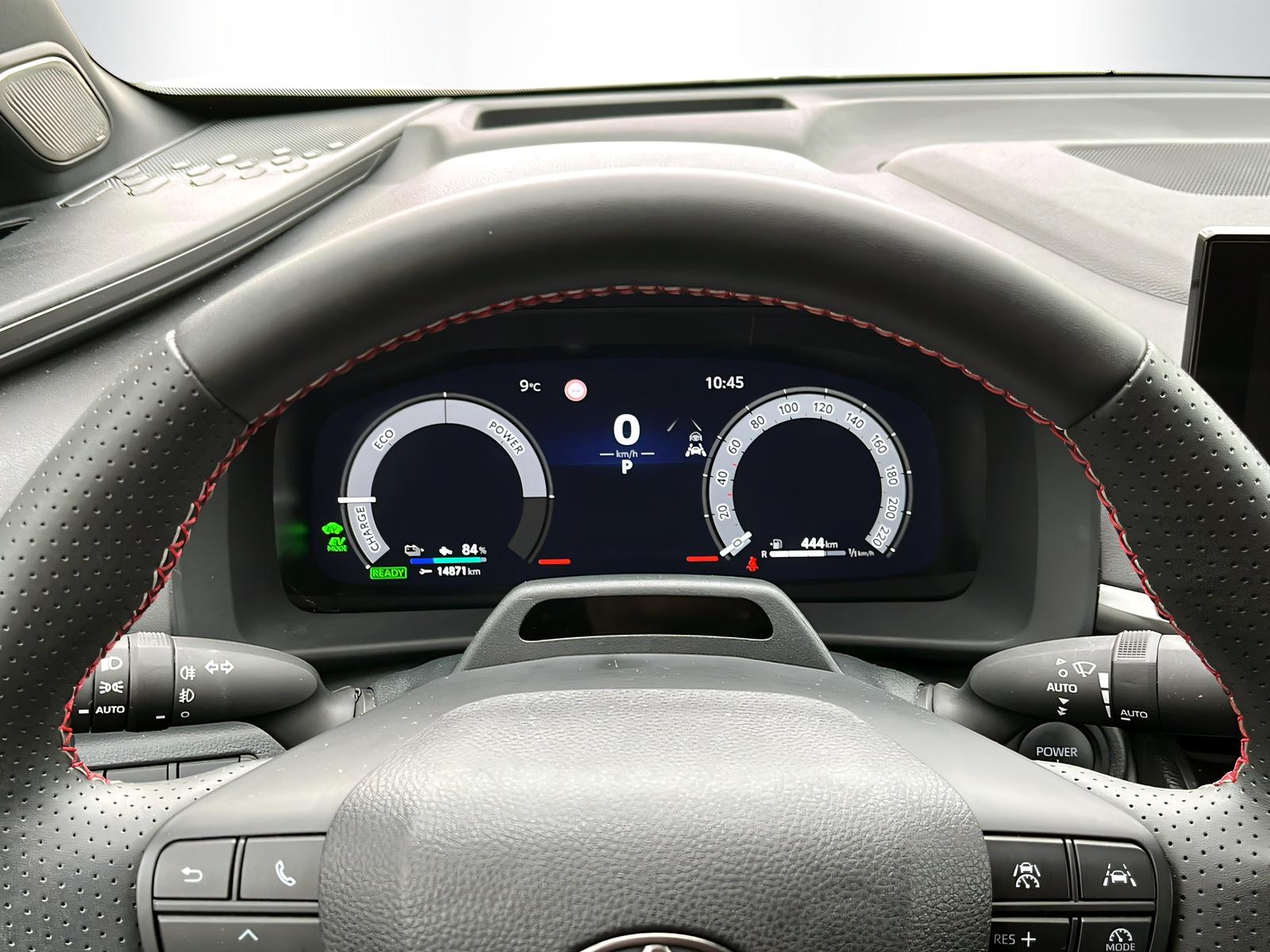 TOYOTA C-HR 2.0 PHEV GR Sport Premiere-image-9