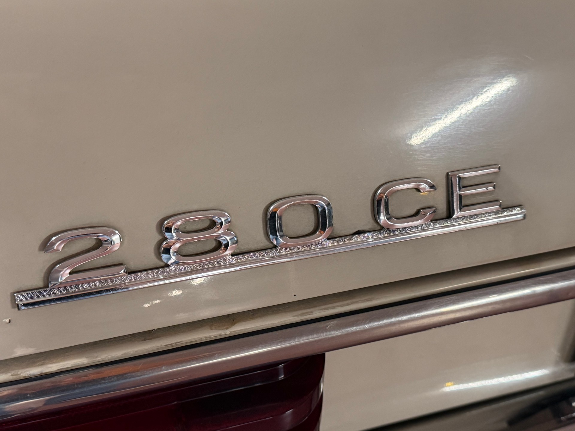 MERCEDES-BENZ 280 CE Coupé-image-10