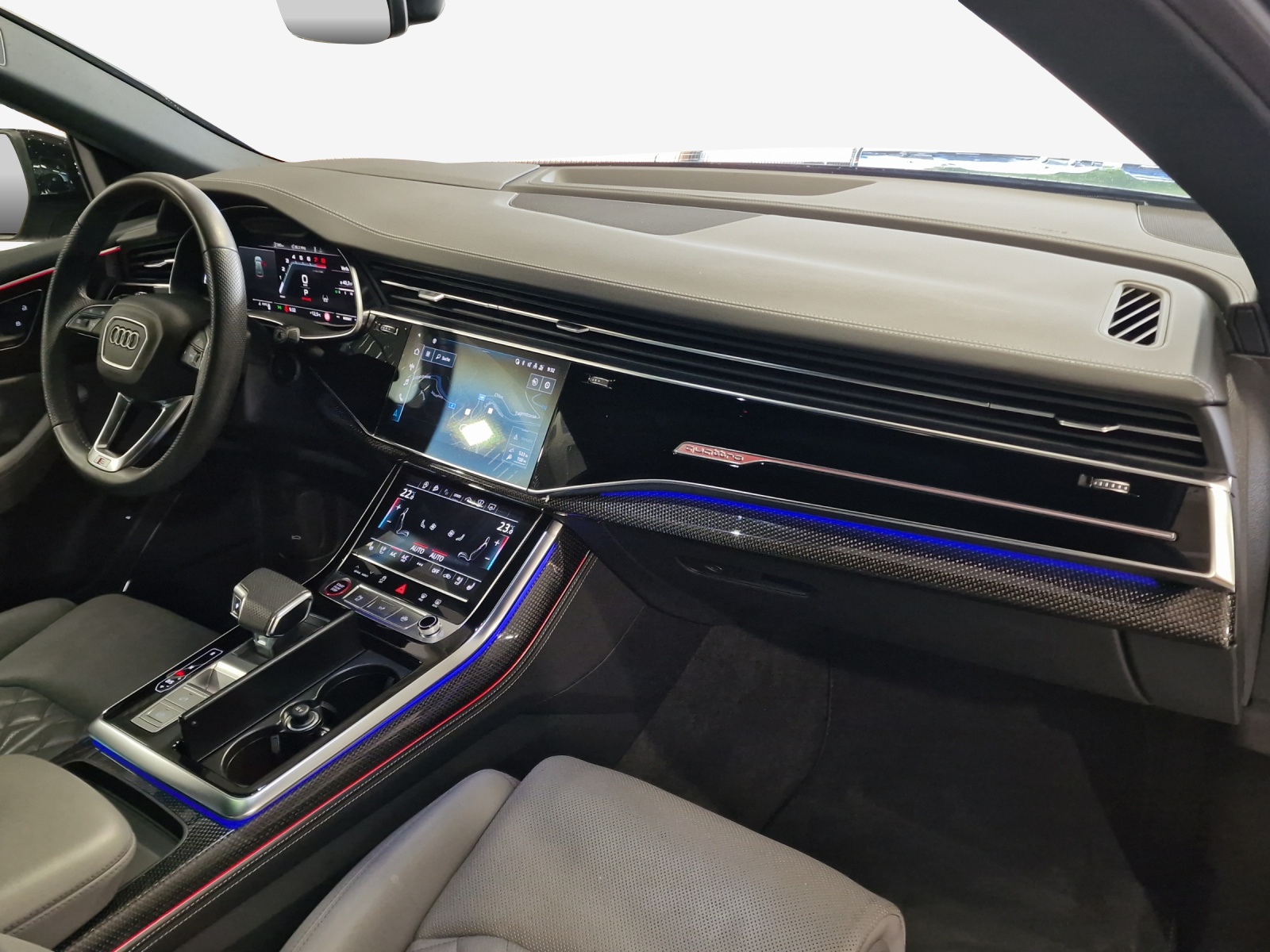 AUDI SQ8 TFSI quattro tiptronic-image-13