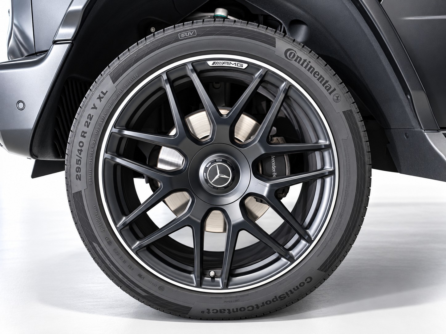 MERCEDES-BENZ G 400 d * schwarz Matt * CH FAHRZEUG *-image-26