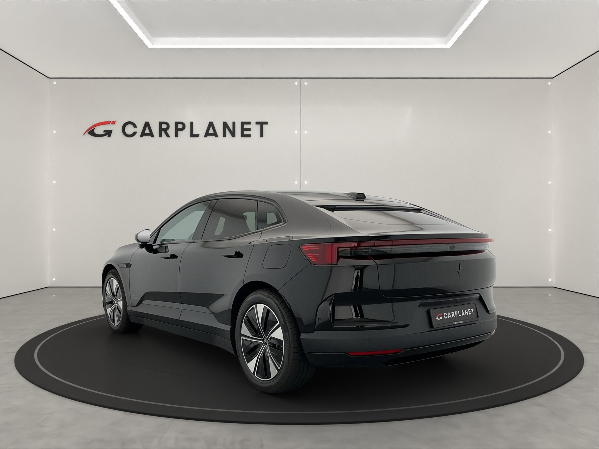 POLESTAR 4 Long Range Dual Motor Prime-showroom-element-3