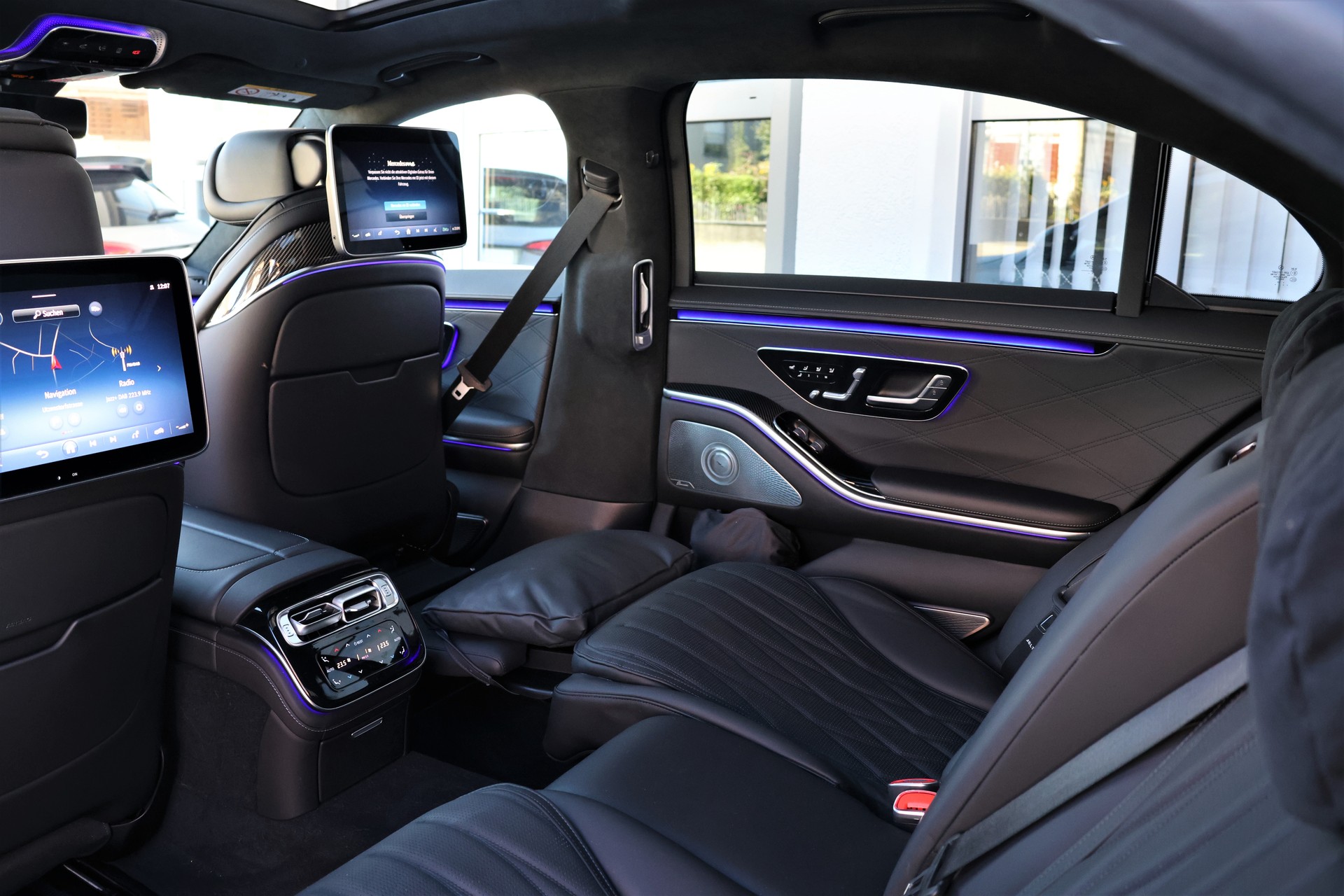 MERCEDES-BENZ S 63 AMG E Performance 4Matic Business Class (CH) *Manufaktur Magno*-image-15