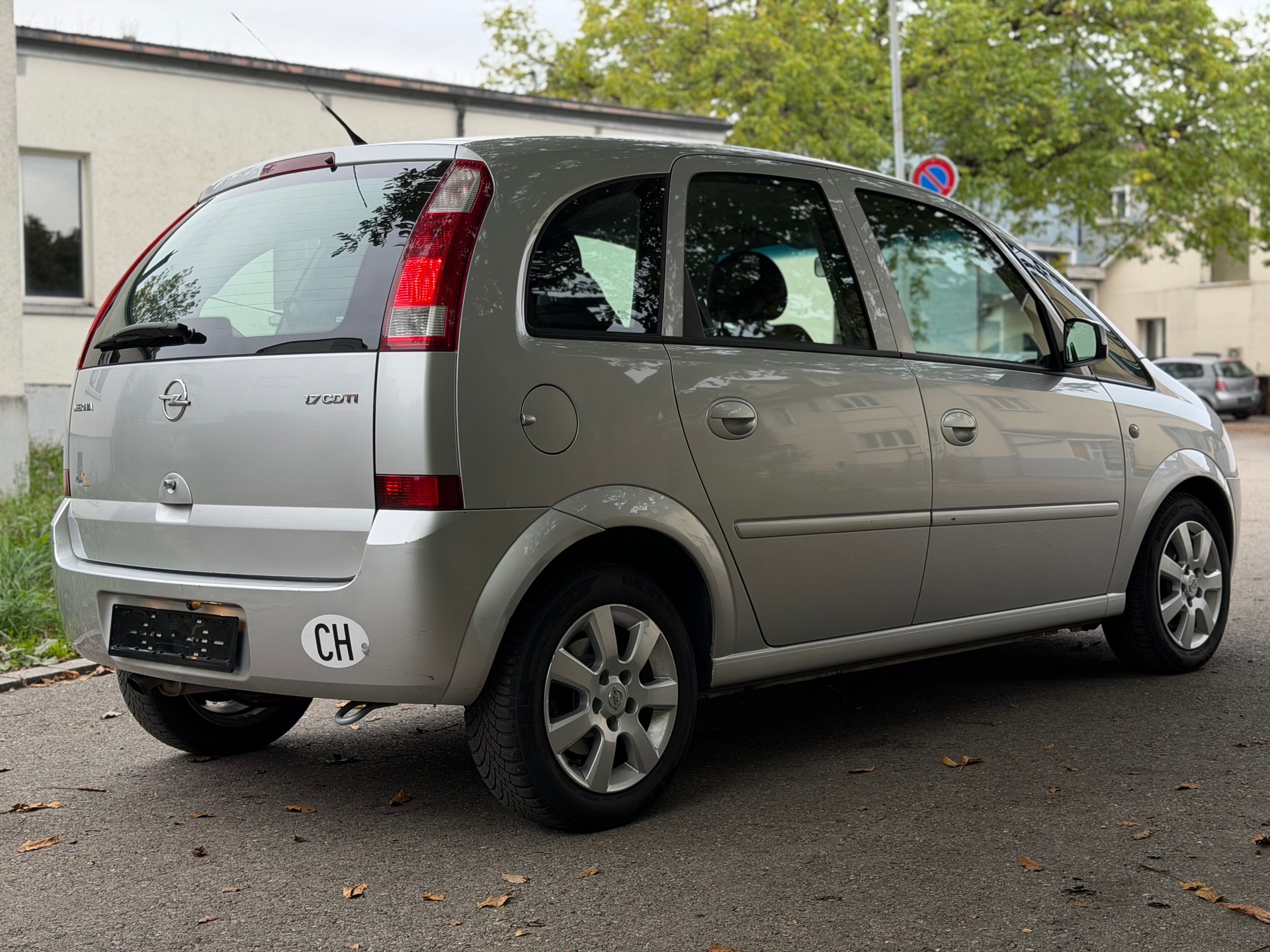 OPEL Meriva 1.7 CDTi Cosmo-image-12